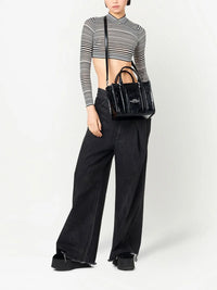 Petit sac à bandoulière The Tote Bag verni en cuir - Black