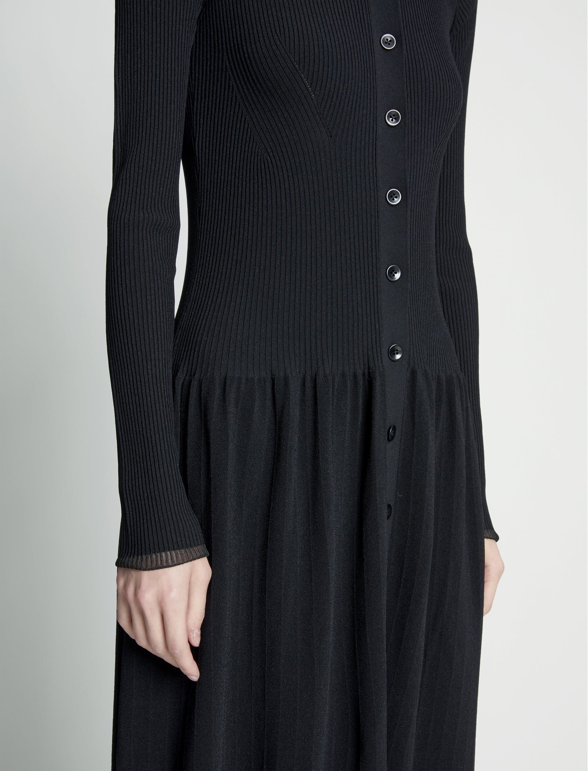Robe à boutons en tricot côtelé - Black