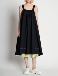 Robe drapée en tailleur avec ceinture - Black