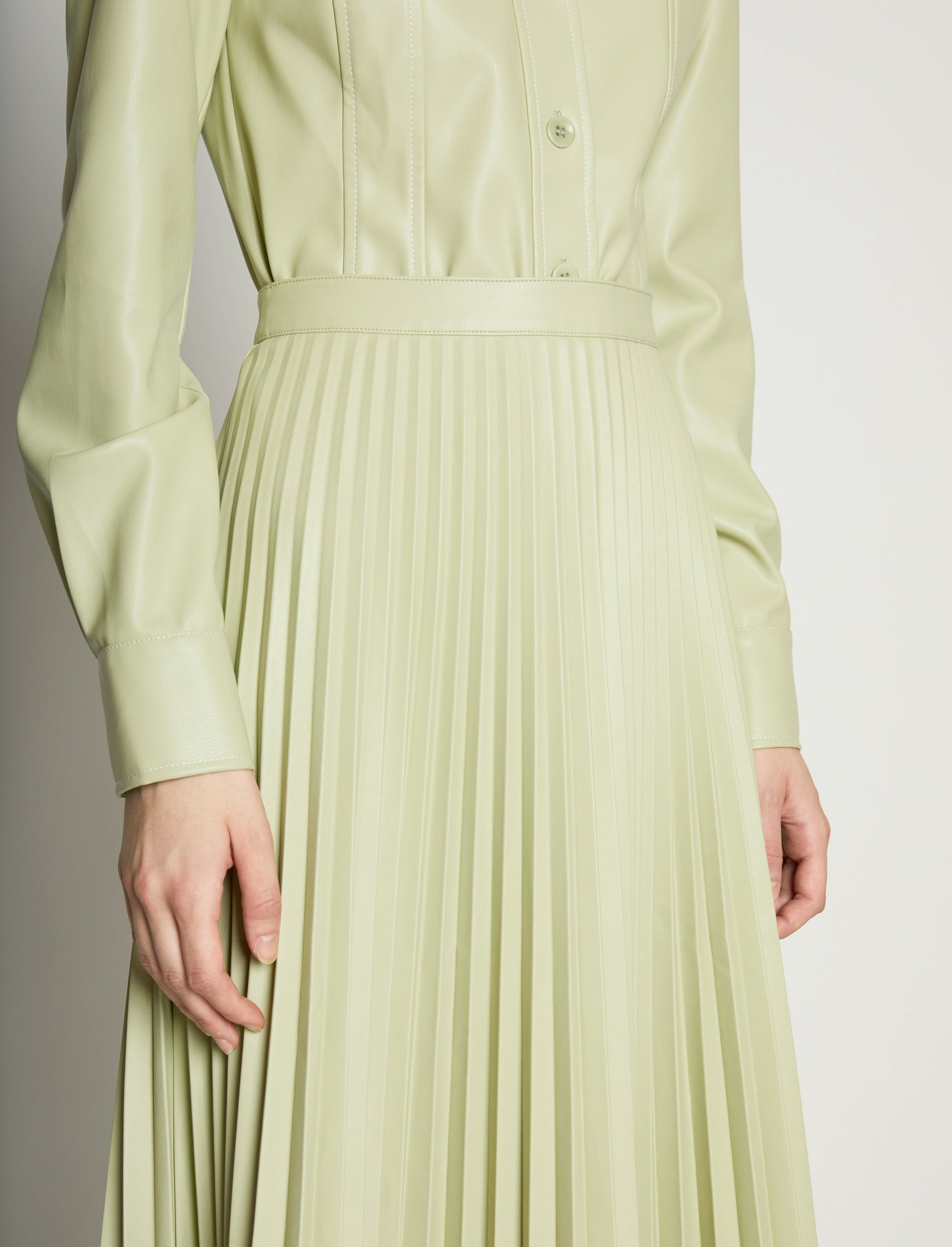 Jupe midi plissée effet cuir - Green Tea