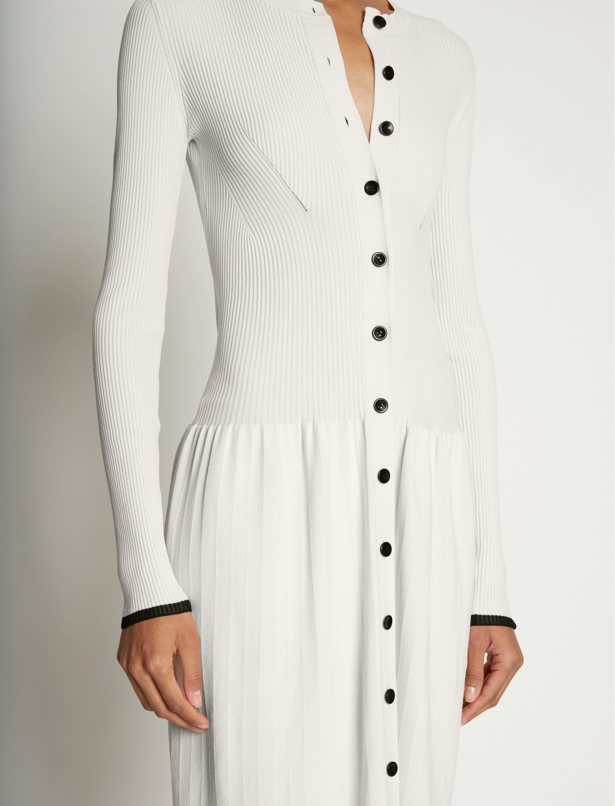Robe à boutons en tricot côtelé - Cream