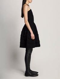 Sculpted knit dress with textured fringes - Black