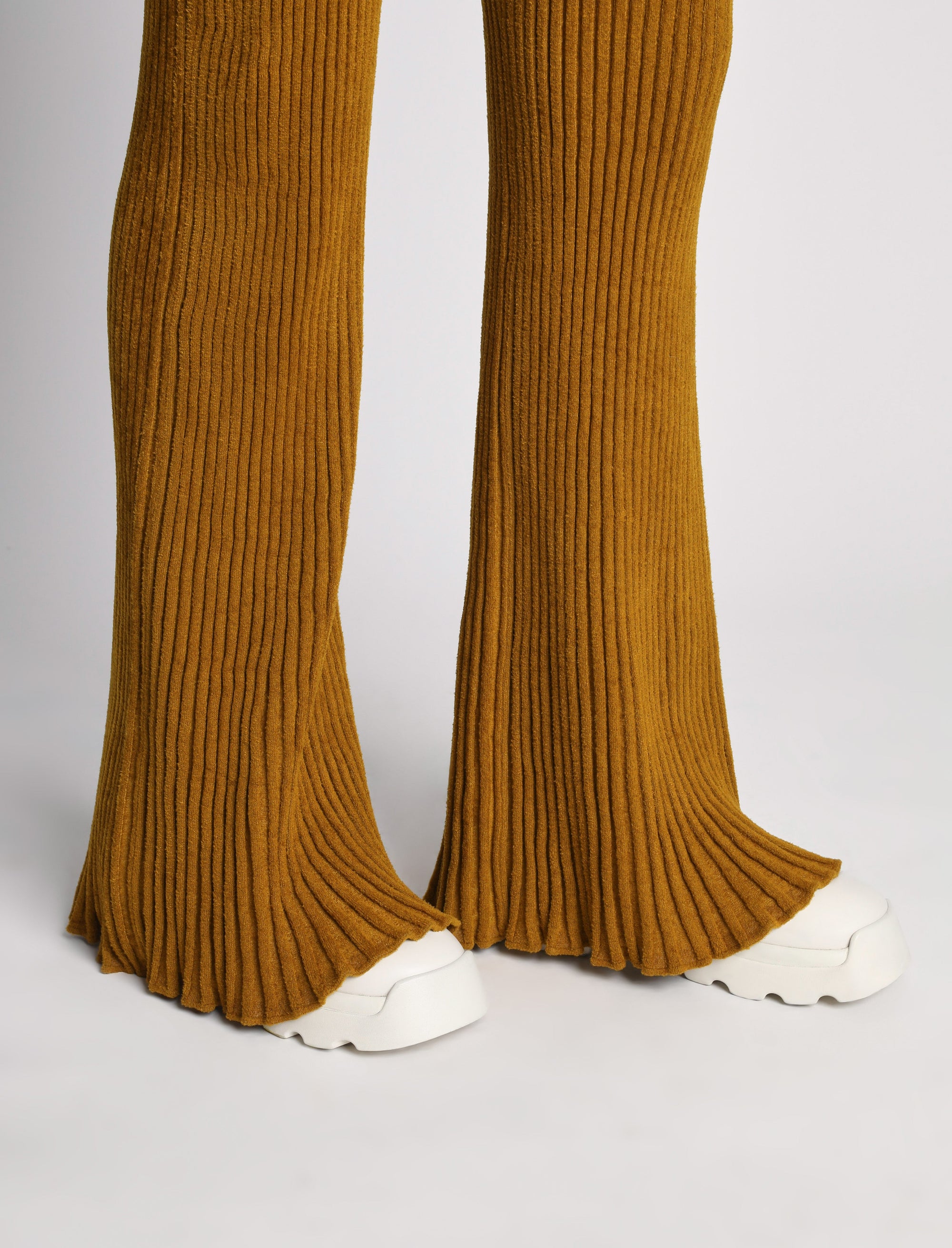 Pantalon en velours côtelé - Ochre