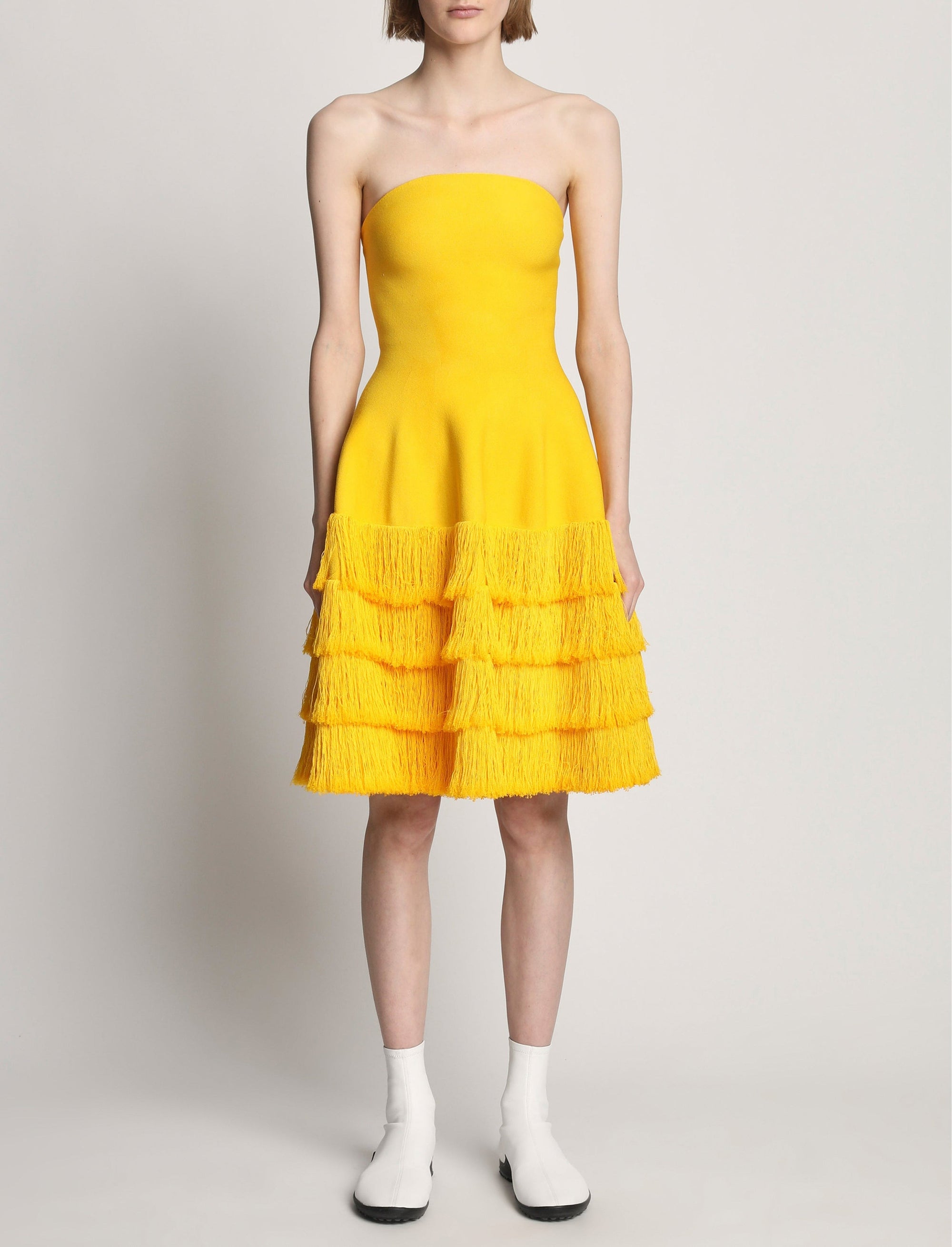 Robe sculptée en tricot à franges texturées - Lemon