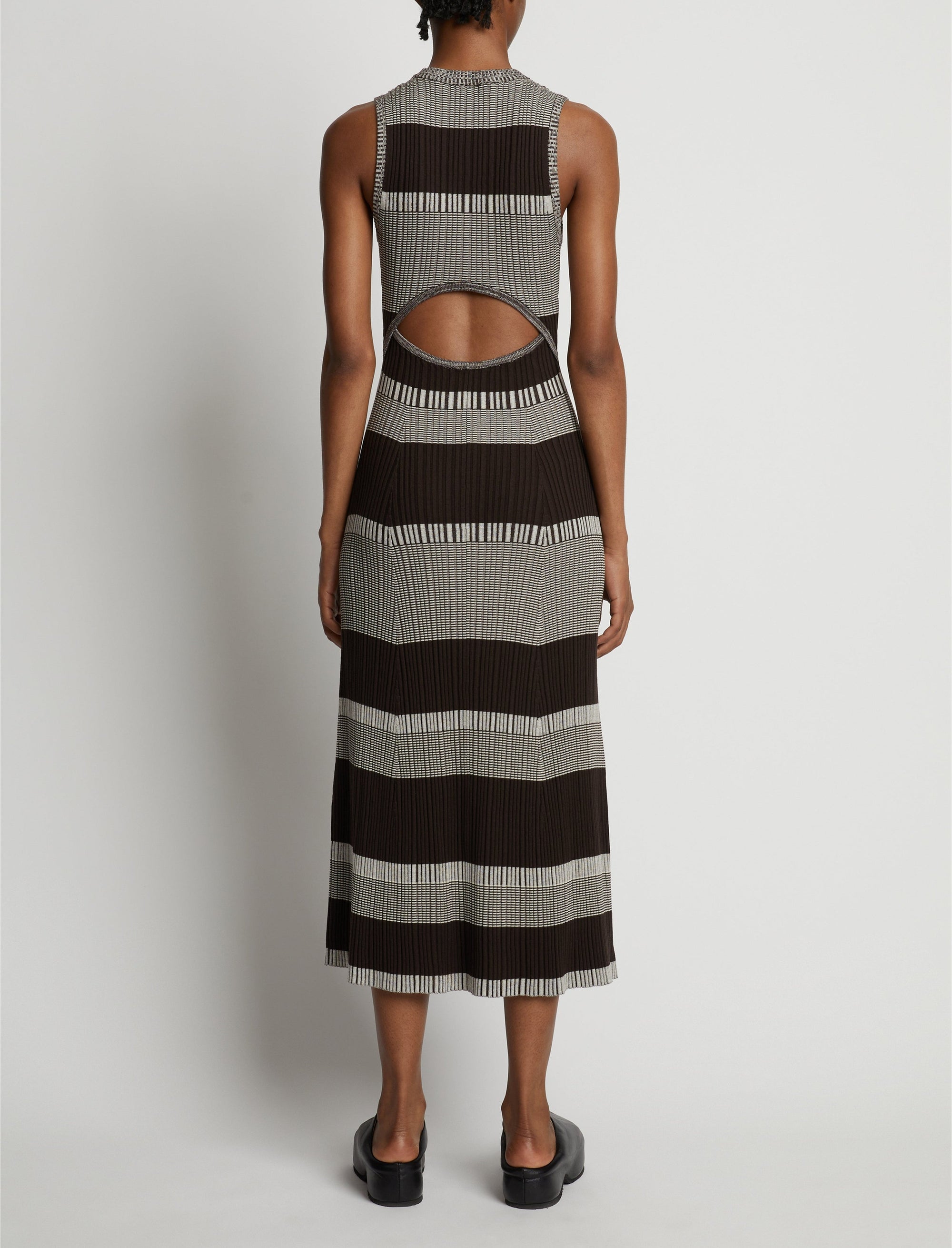 Robe courte à rayures sans manches en soie - Dark Brown & Off White