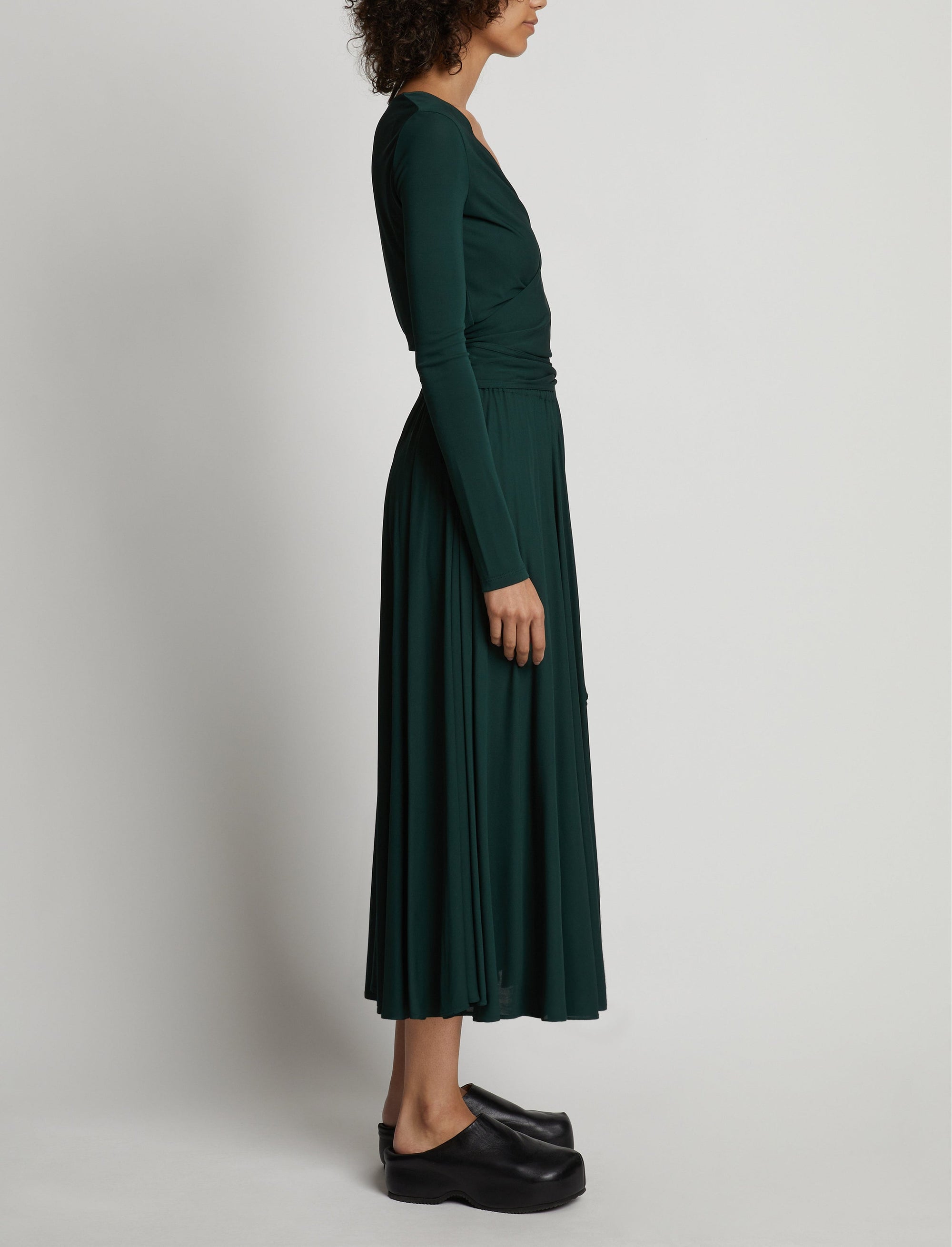 Robe portefeuille en crêpe mat - Pine