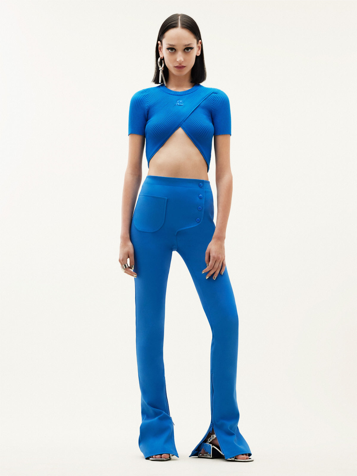 PRIX MARQUE : 120 / PANTALON PANTALON WAVE AVEC PRESSIONS