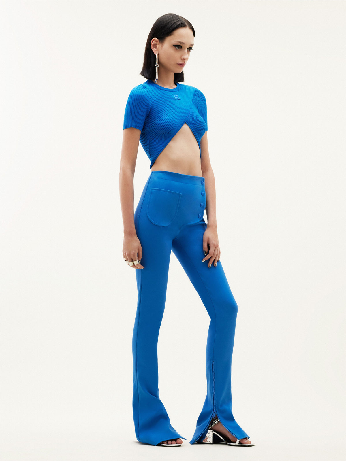 PRIX MARQUE : 120 / PANTALON PANTALON WAVE AVEC PRESSIONS