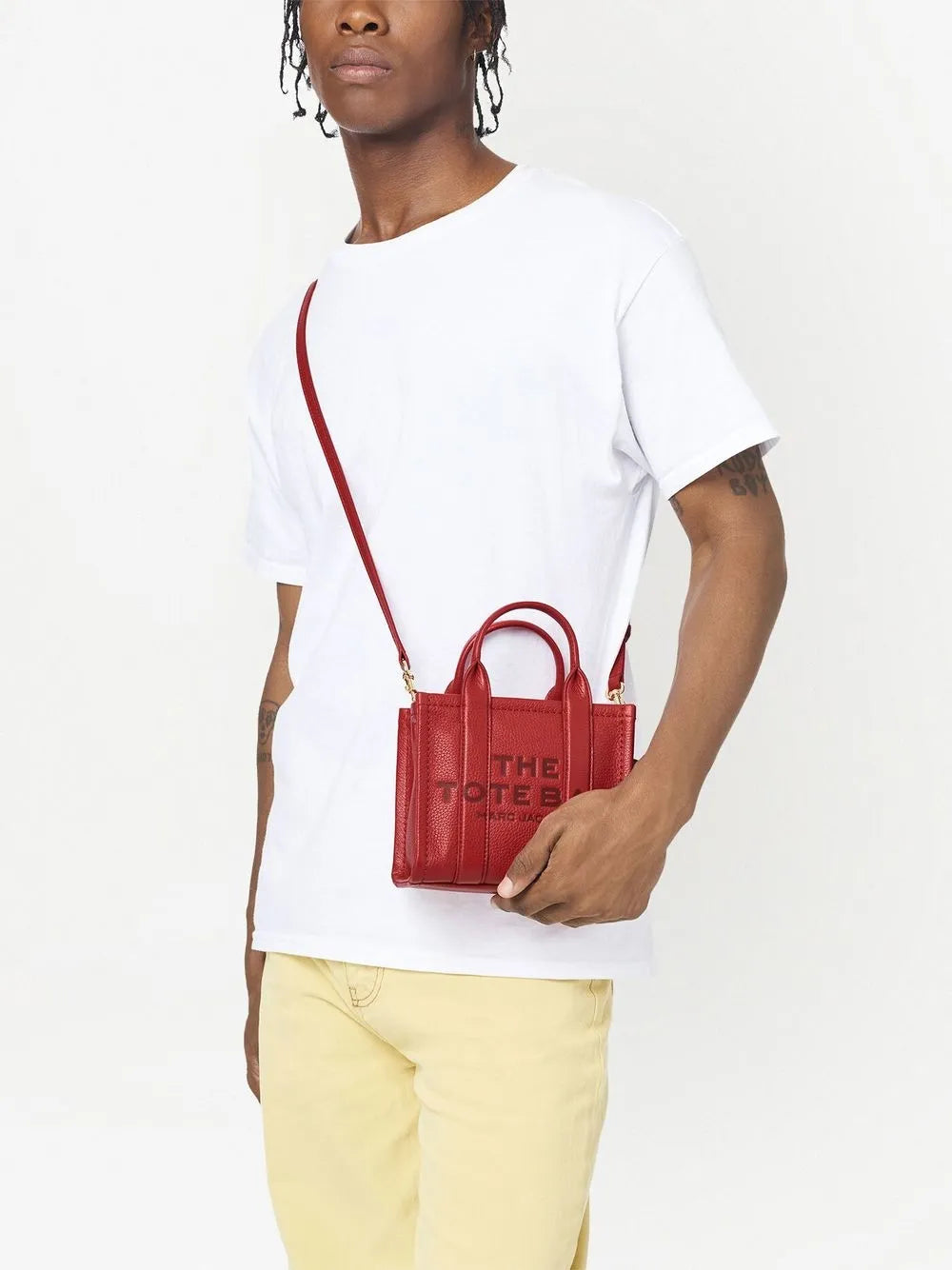 MINI   Mini sac The Crossbody Tote en cuir - True Red