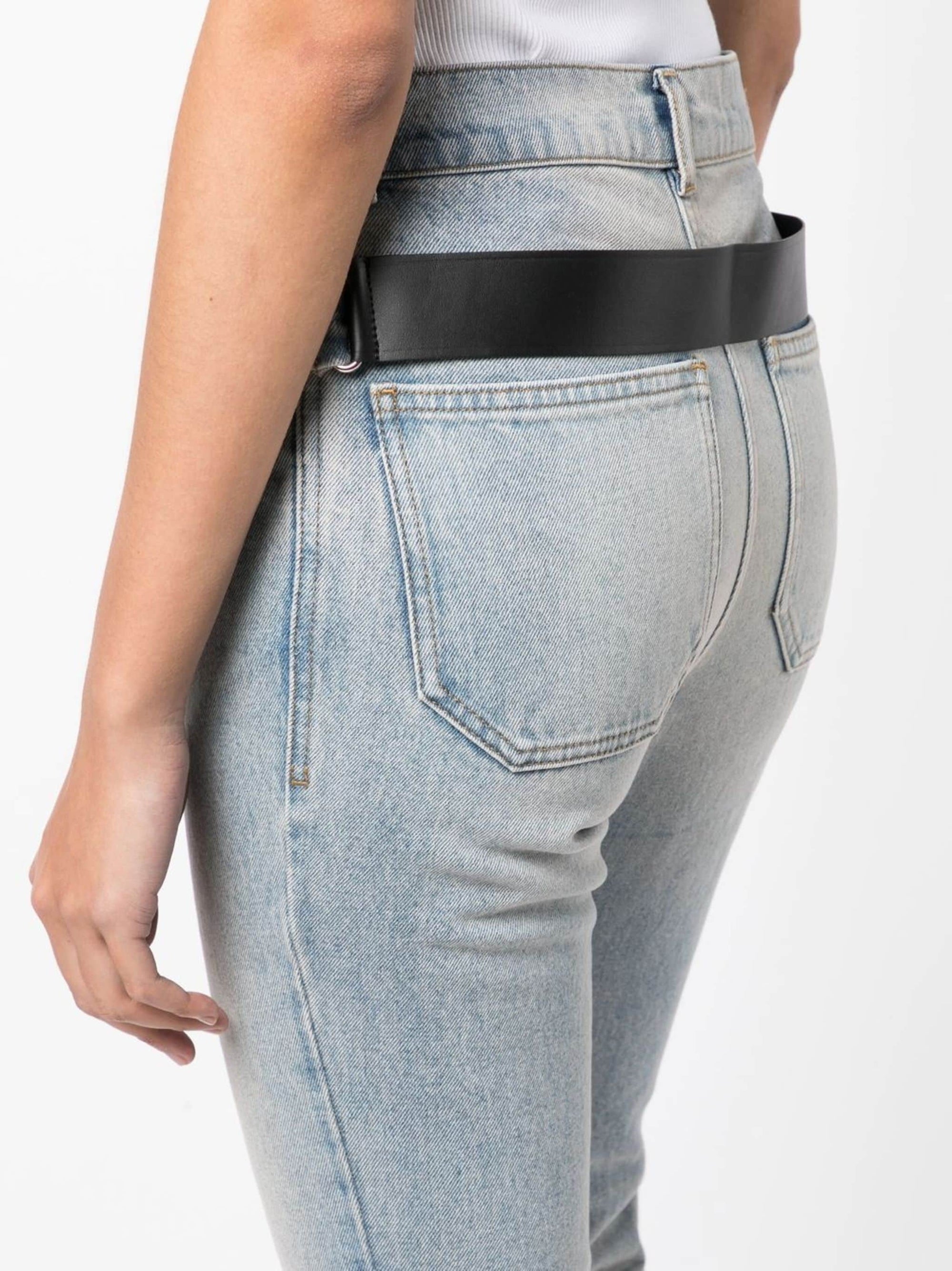 1pcs RELIQUAT 150€ / Jean harnais - Light blue wash