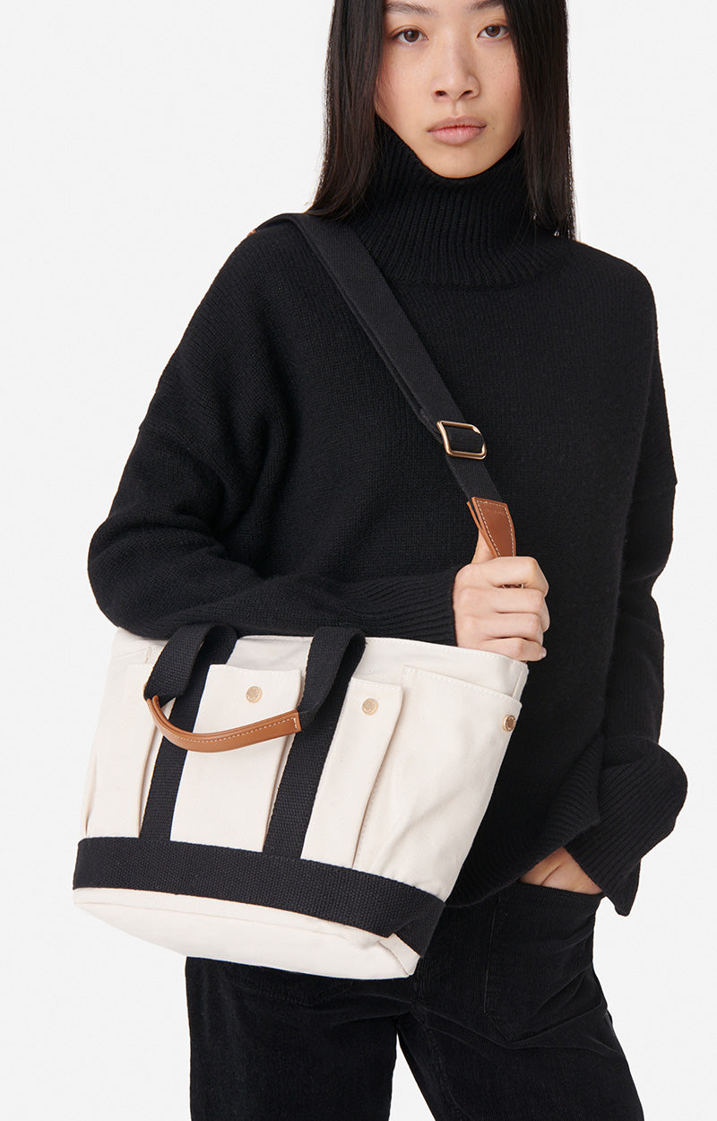 70 QTY NEW // ECRU/NOIR / Cabas S Multipoches - ECRU/NOIR