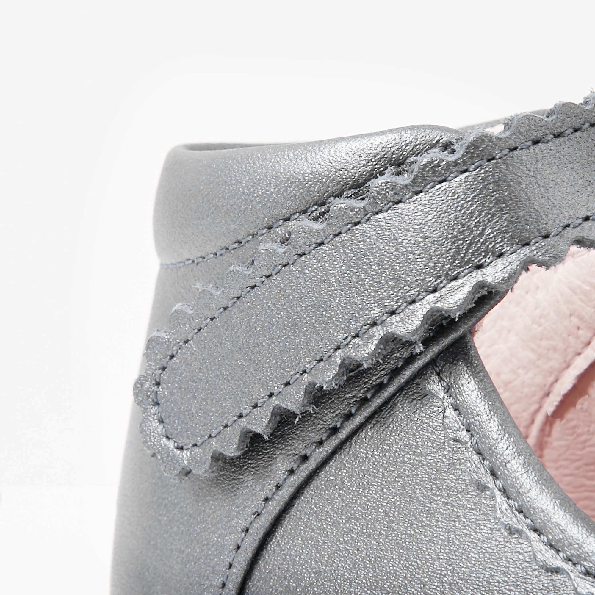 1 QTY / GRIS  CHAUSSURES CUIR FINA
