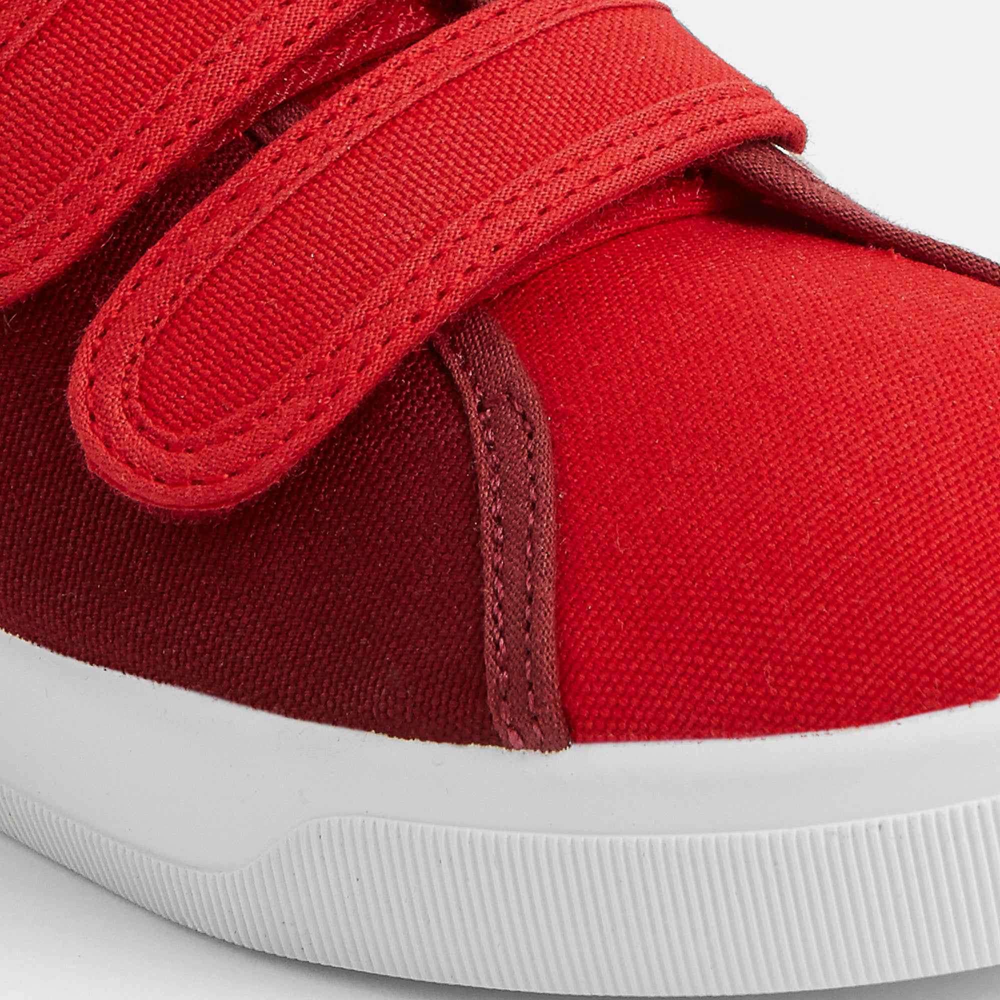 2 QTY / ROUGE VIF CHAUSSURES TOILE SACRIPANT