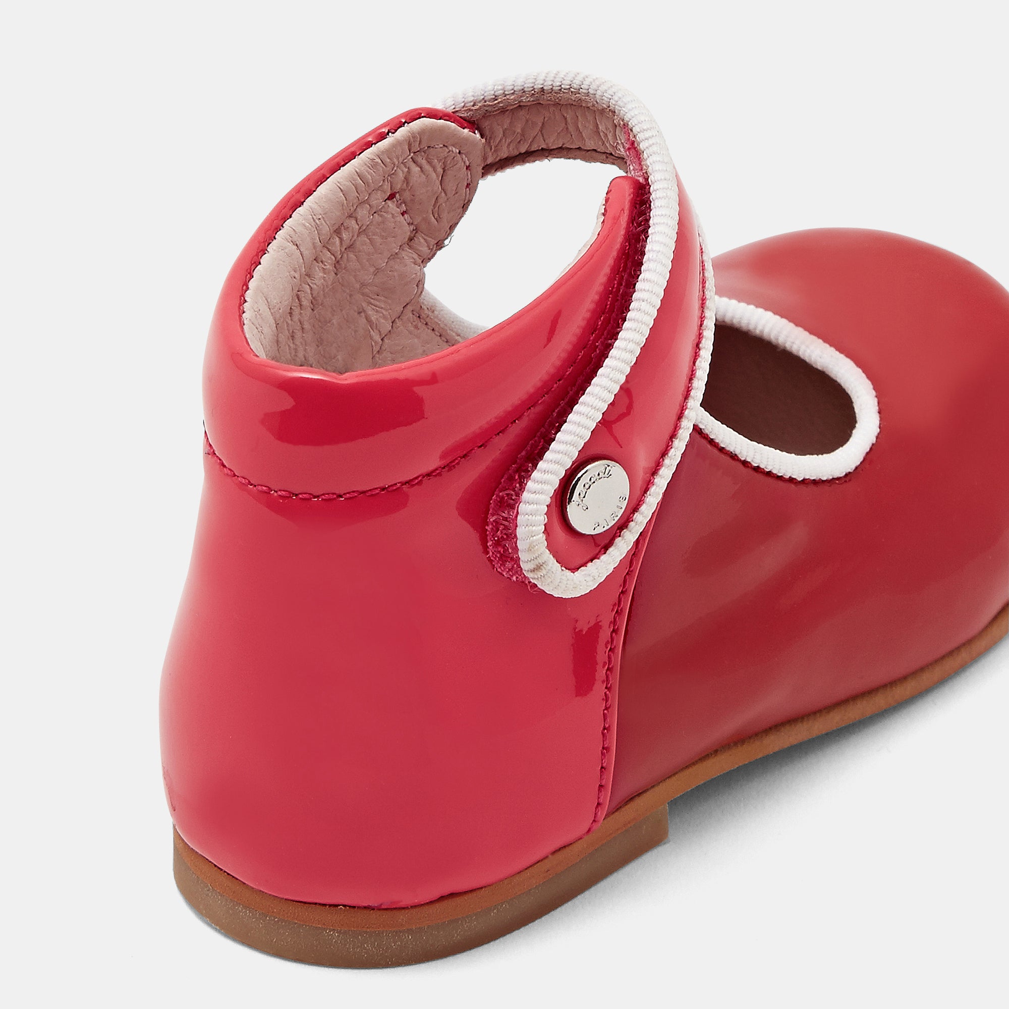 4 QTY / BORDEAUX/ROSE CHAUSSURES CUIR BANELLE VERNIS