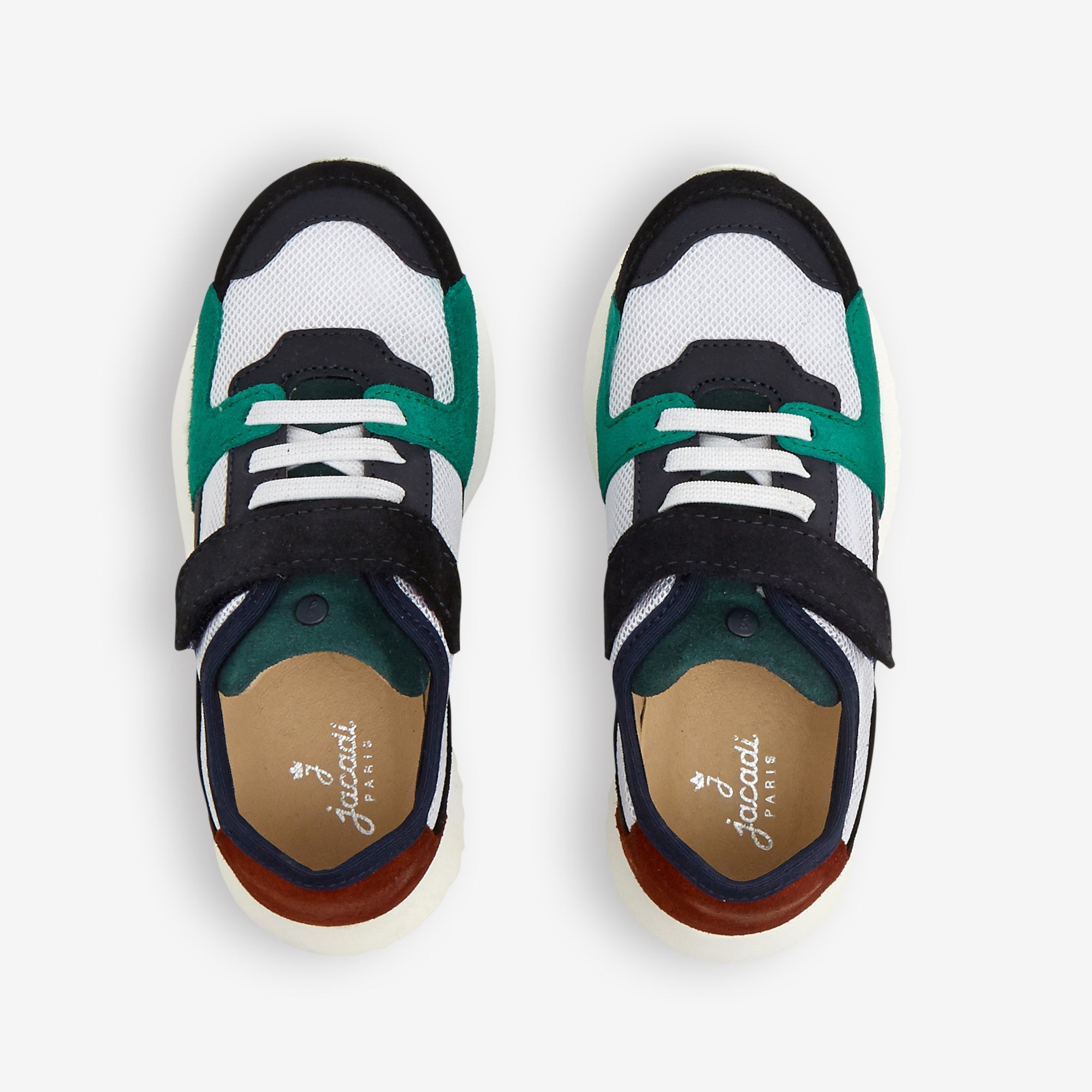 50 QTY / BLANC/VERT CHAUSSURES CUIR ECLAIR
