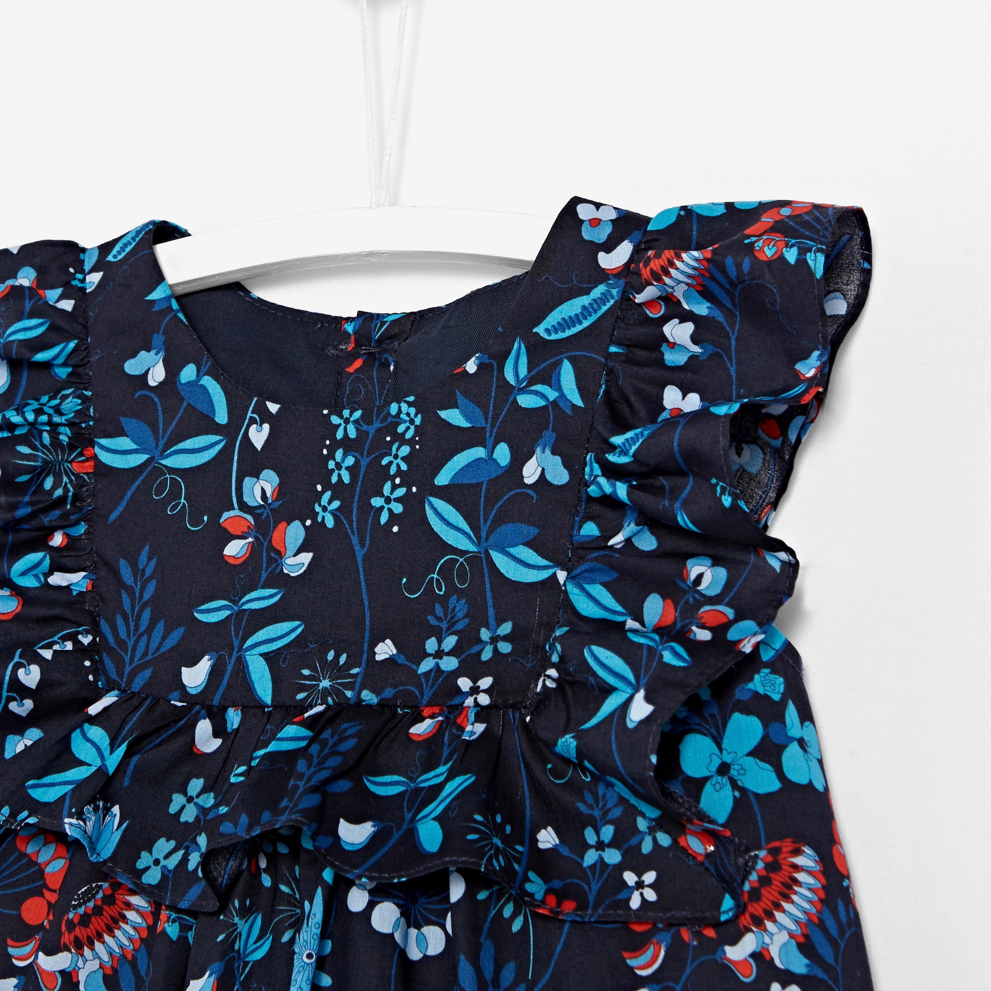 124 QTY / MULTICO PAP ROBE LOUVIA