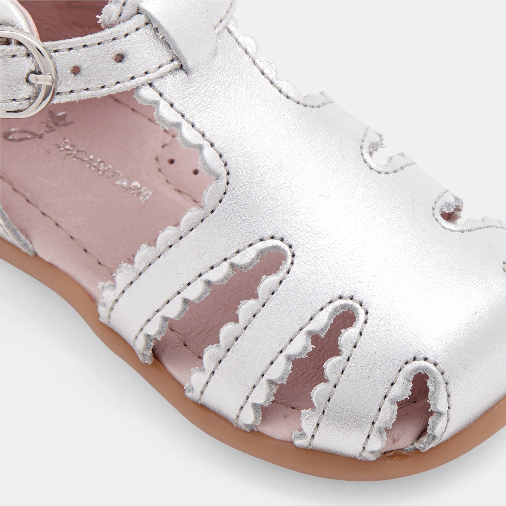1 QTY / ARGENT CHAUSSURES CUIR DUNE