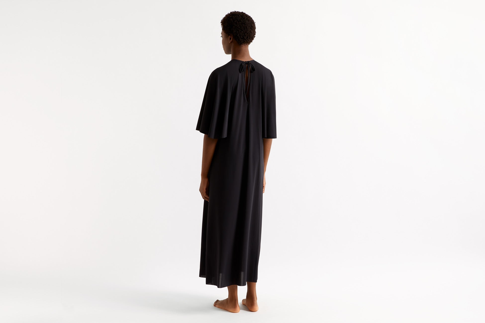 NOIR JOAN ROBE LONGUE