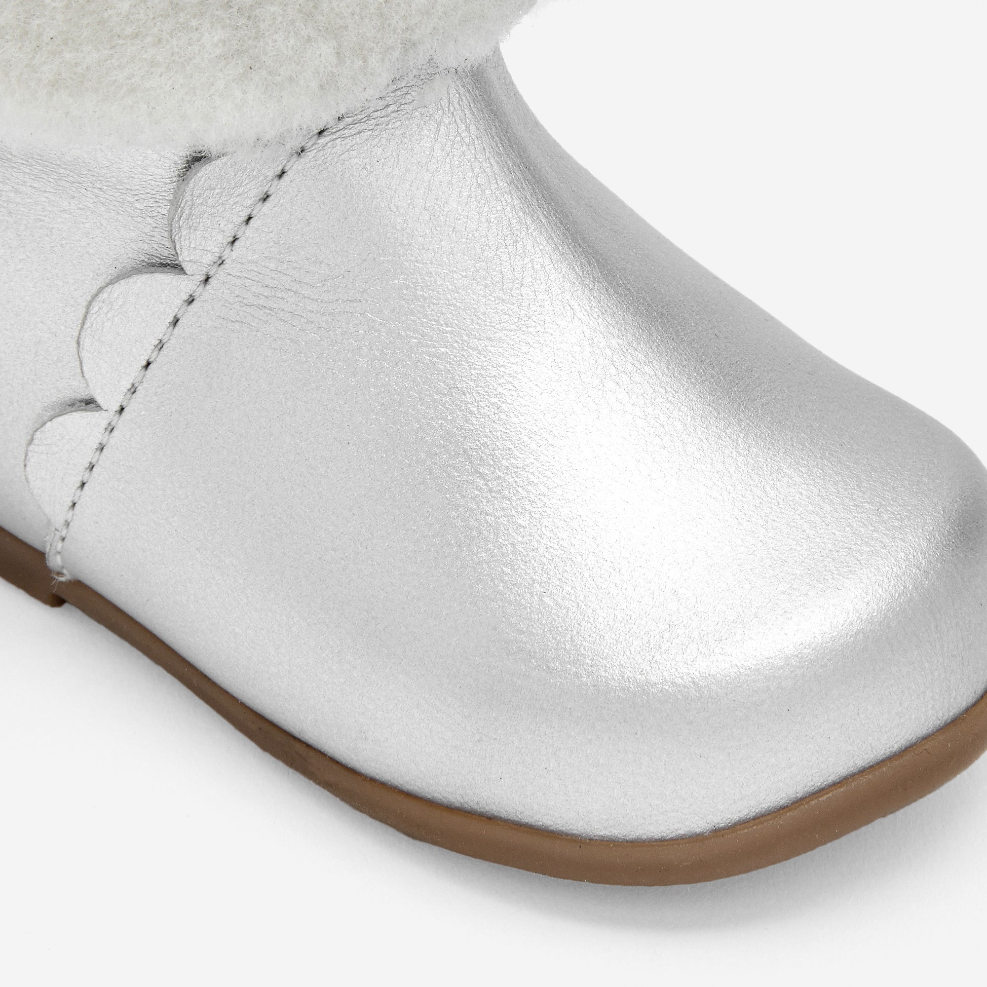 22 QTY / ARGENT CHAUSSURES CUIR CHANDELLE