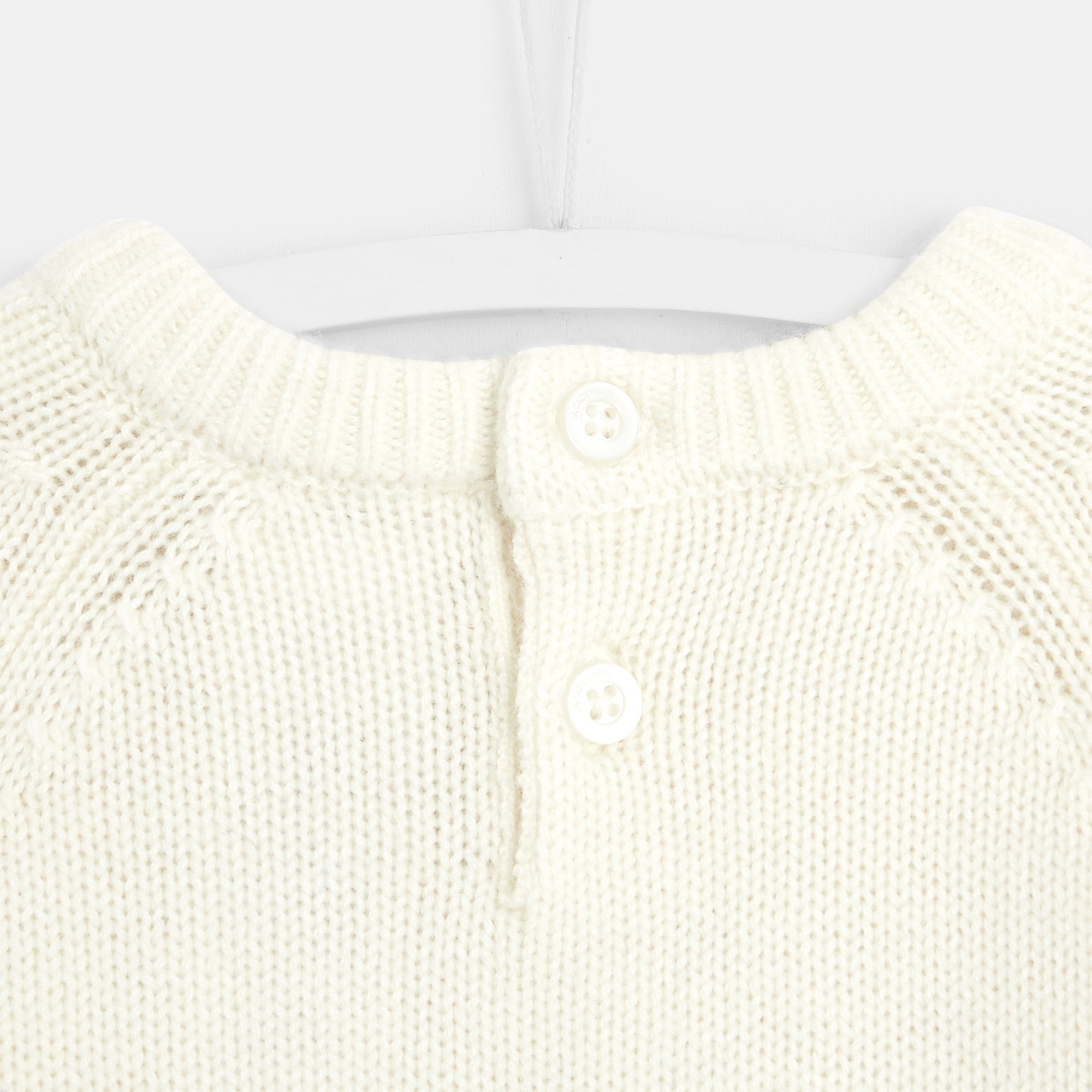 0 QTY / BLANC DOUX  PAP PULL FLAQUE