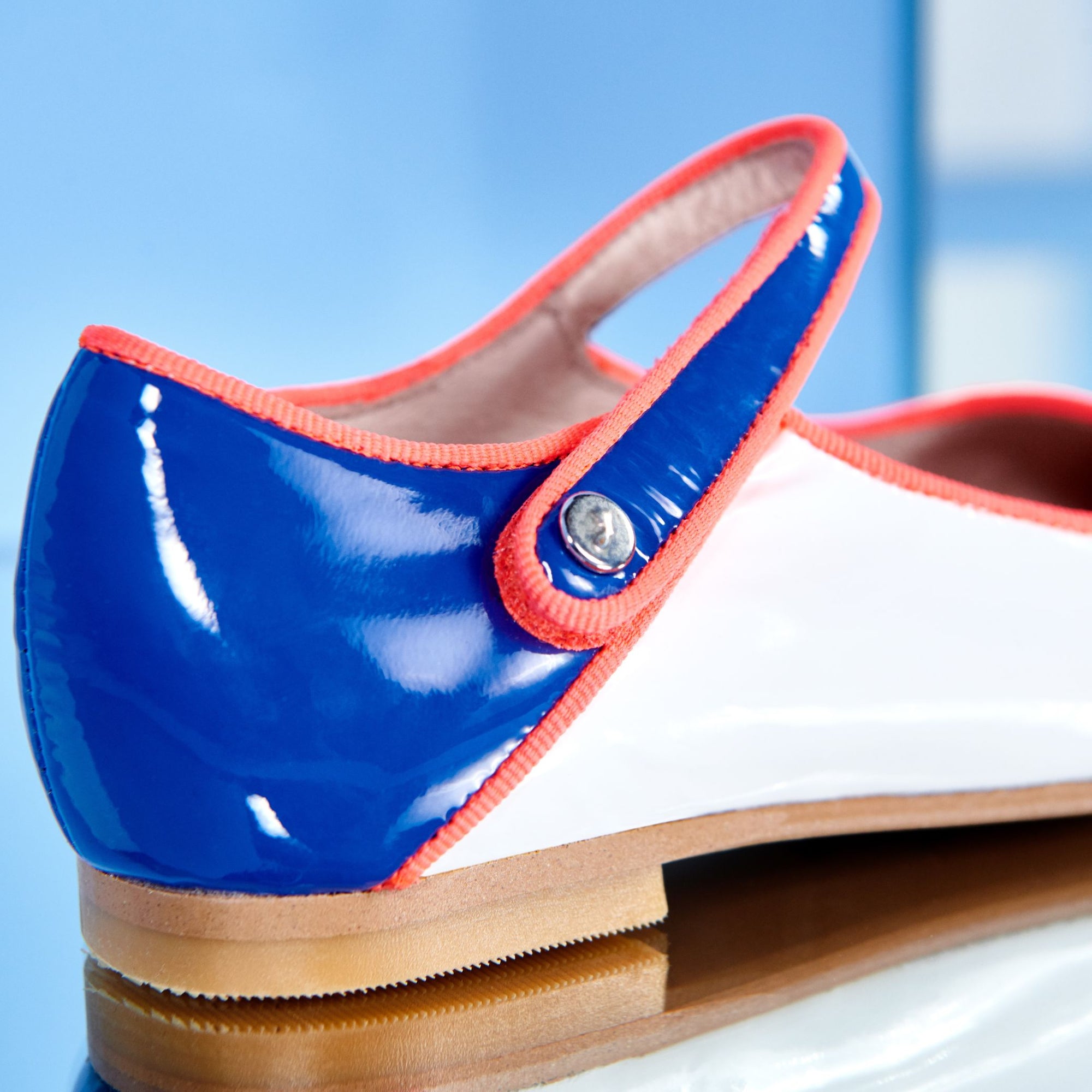 240 QTY / BLANC/ROSE CHAUSSURES CUIR DANELLE CUIR VERNIS