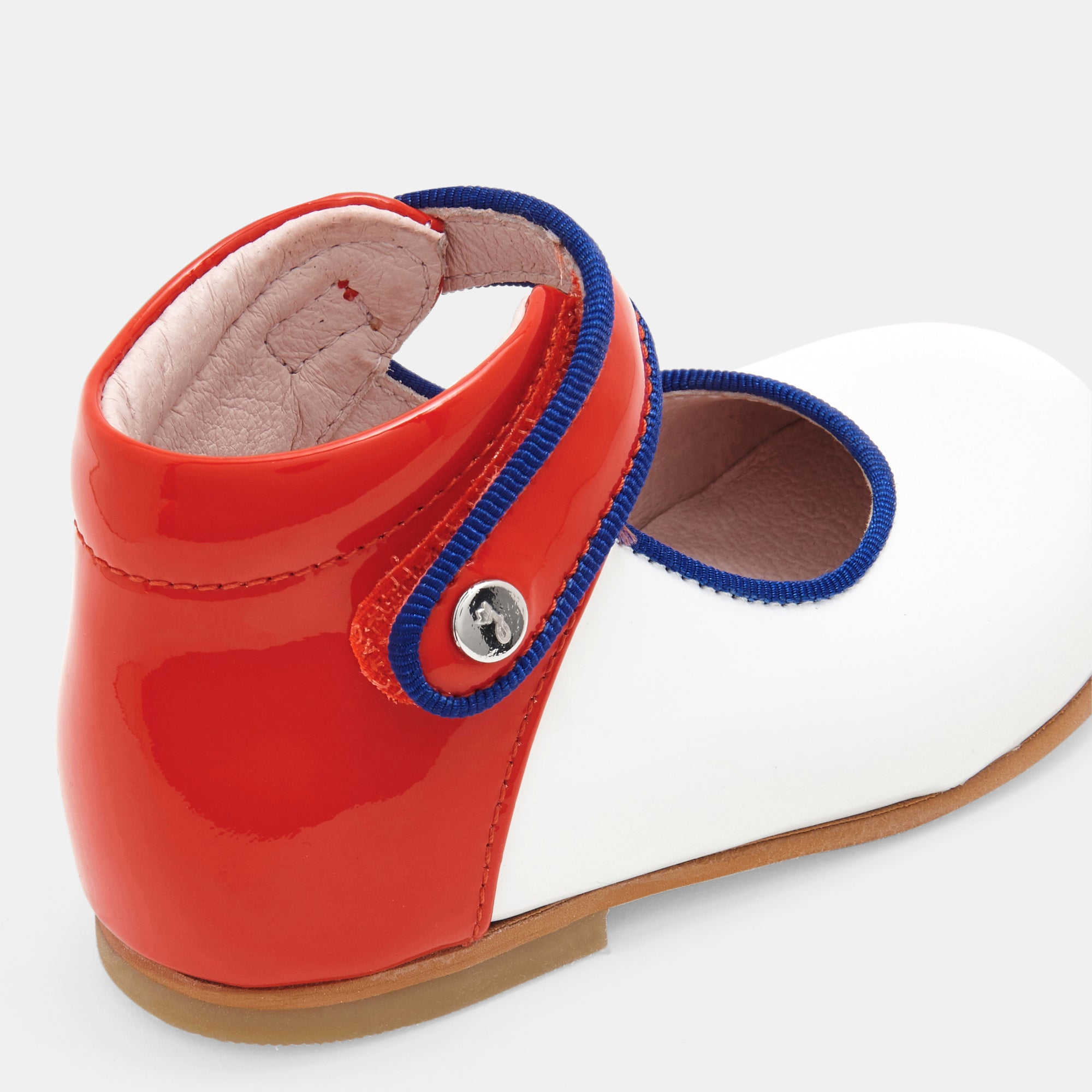 102 QTY / BLANC/ROUGE CHAUSSURES CUIR BANELLE VERNIS