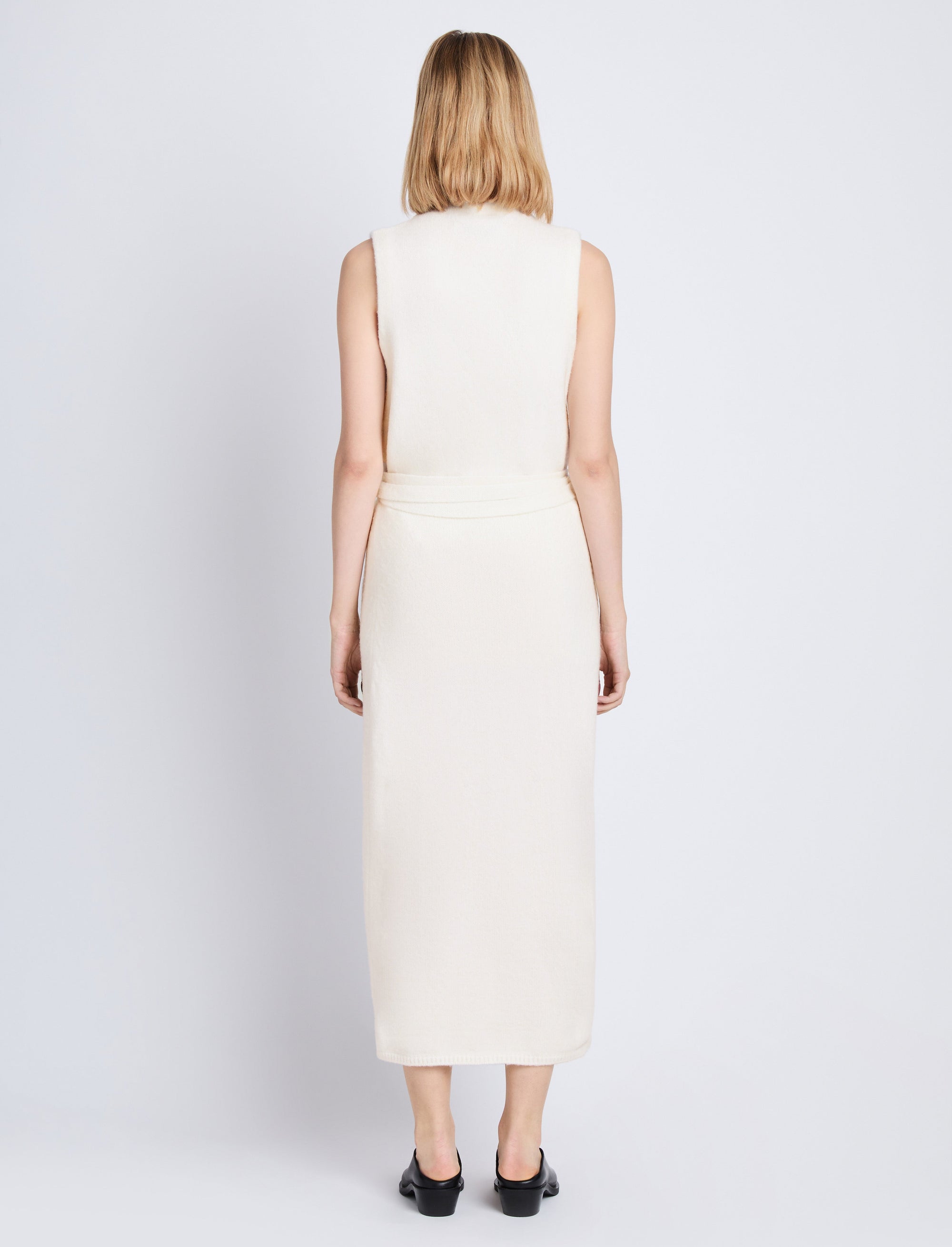Pull col roulé Lily sans manches en laine mélangée - Off White