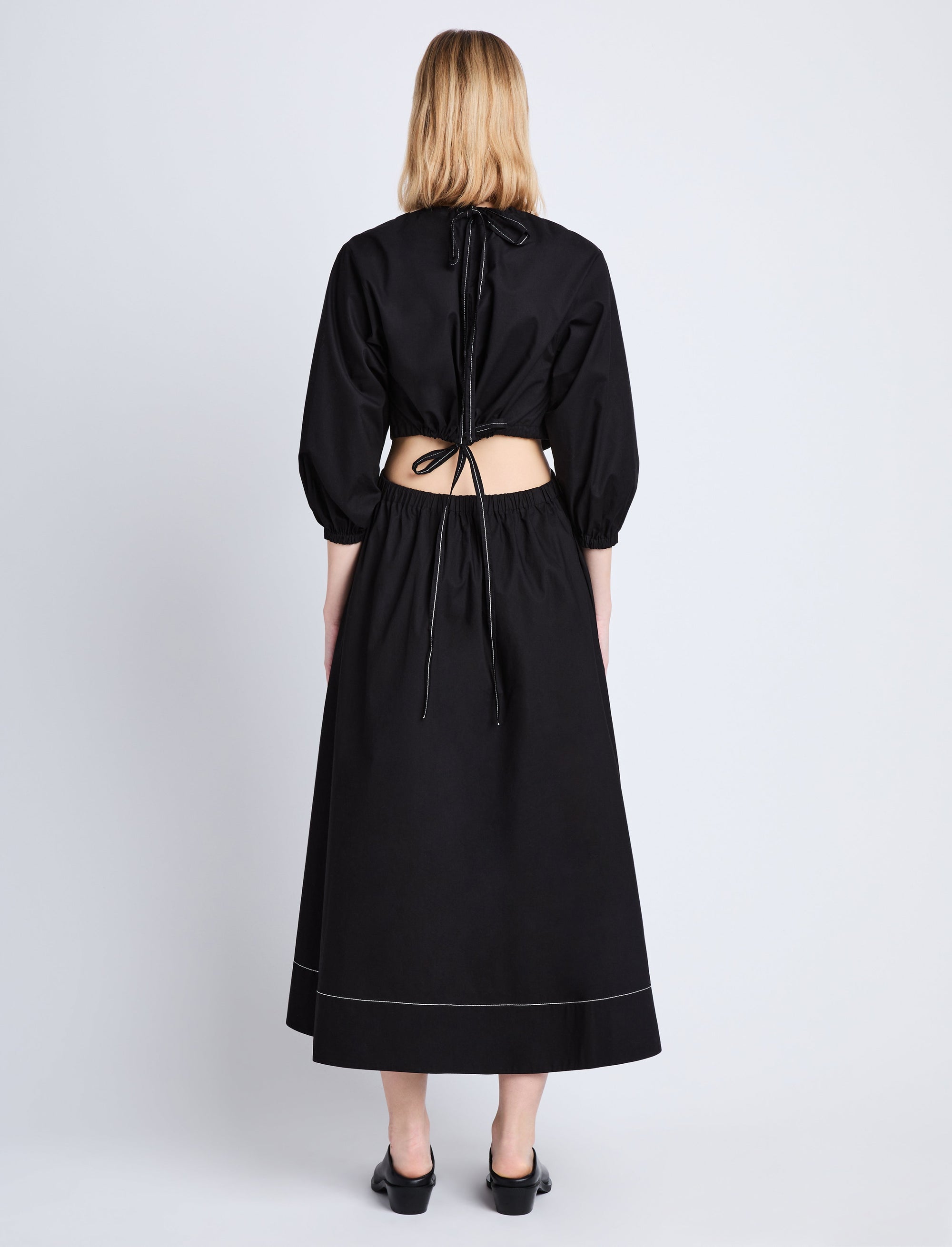 Robe Nora dos nu en popeline - Black