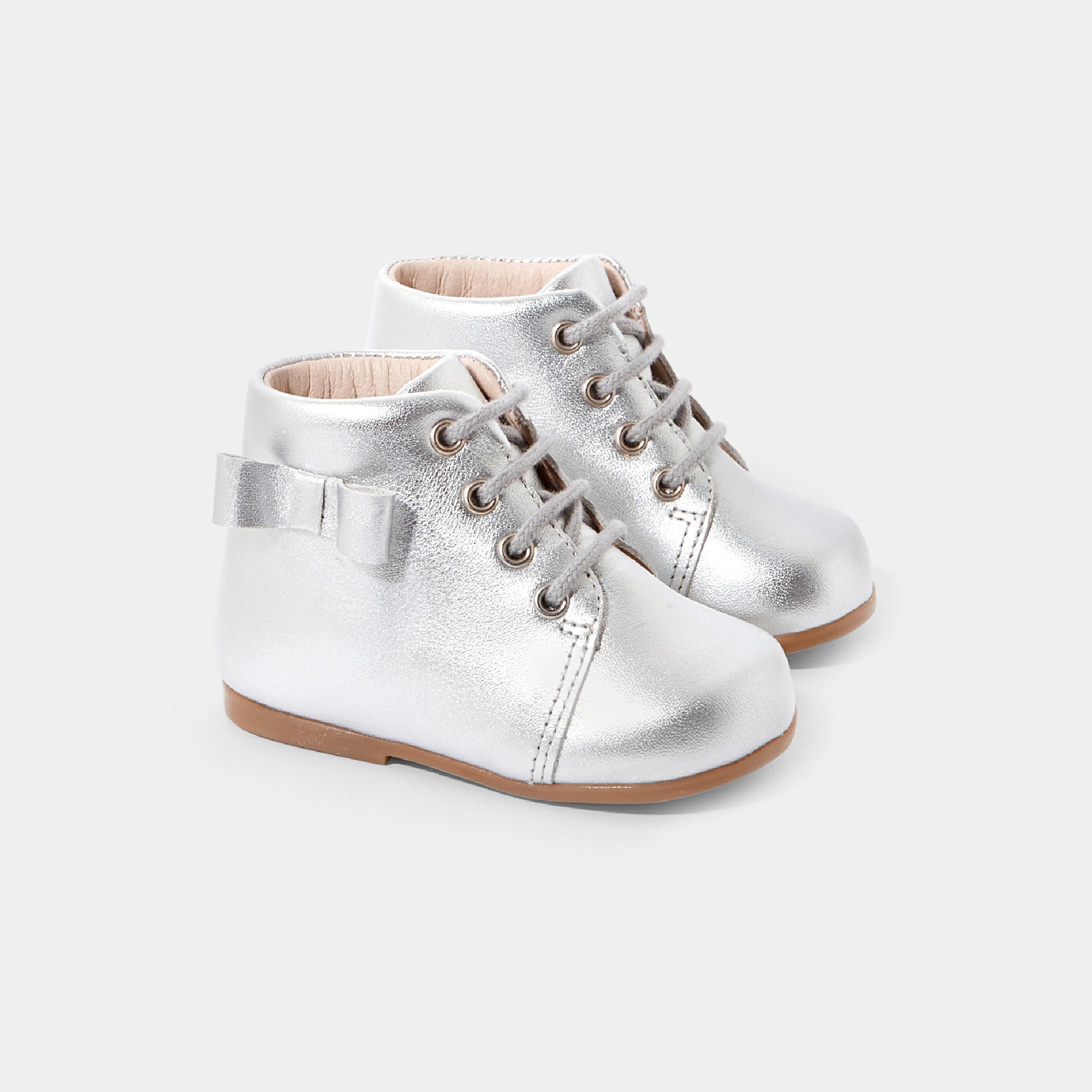 57 QTY / ARGENT CHAUSSURES CUIR AUGUSTINE