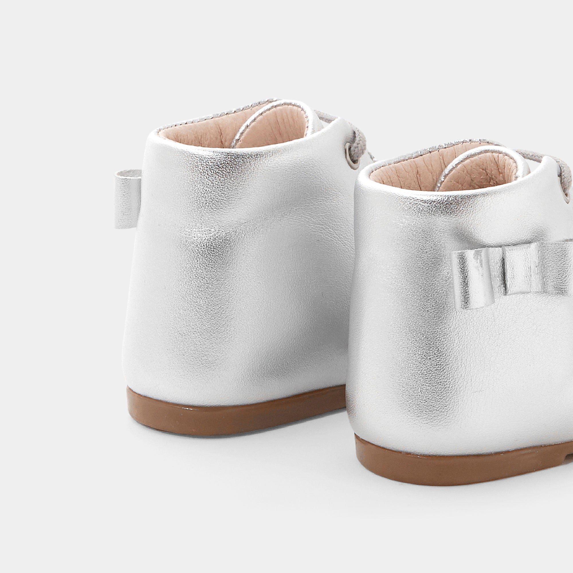 57 QTY / ARGENT CHAUSSURES CUIR AUGUSTINE