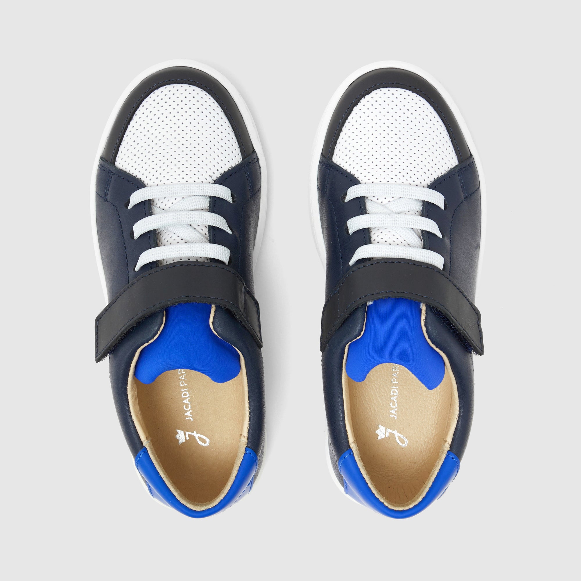 19 QTY / MARINE/BLANC CHAUSSURES CUIR ALFRED
