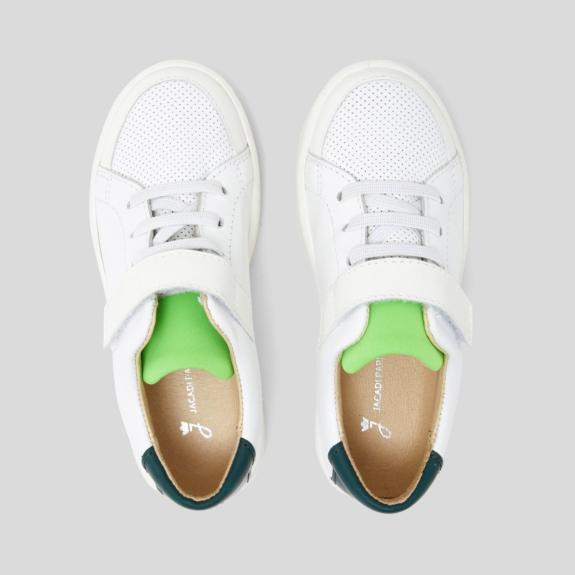 1 QTY / BLANC/VERT CHAUSSURES CUIR ALFRED