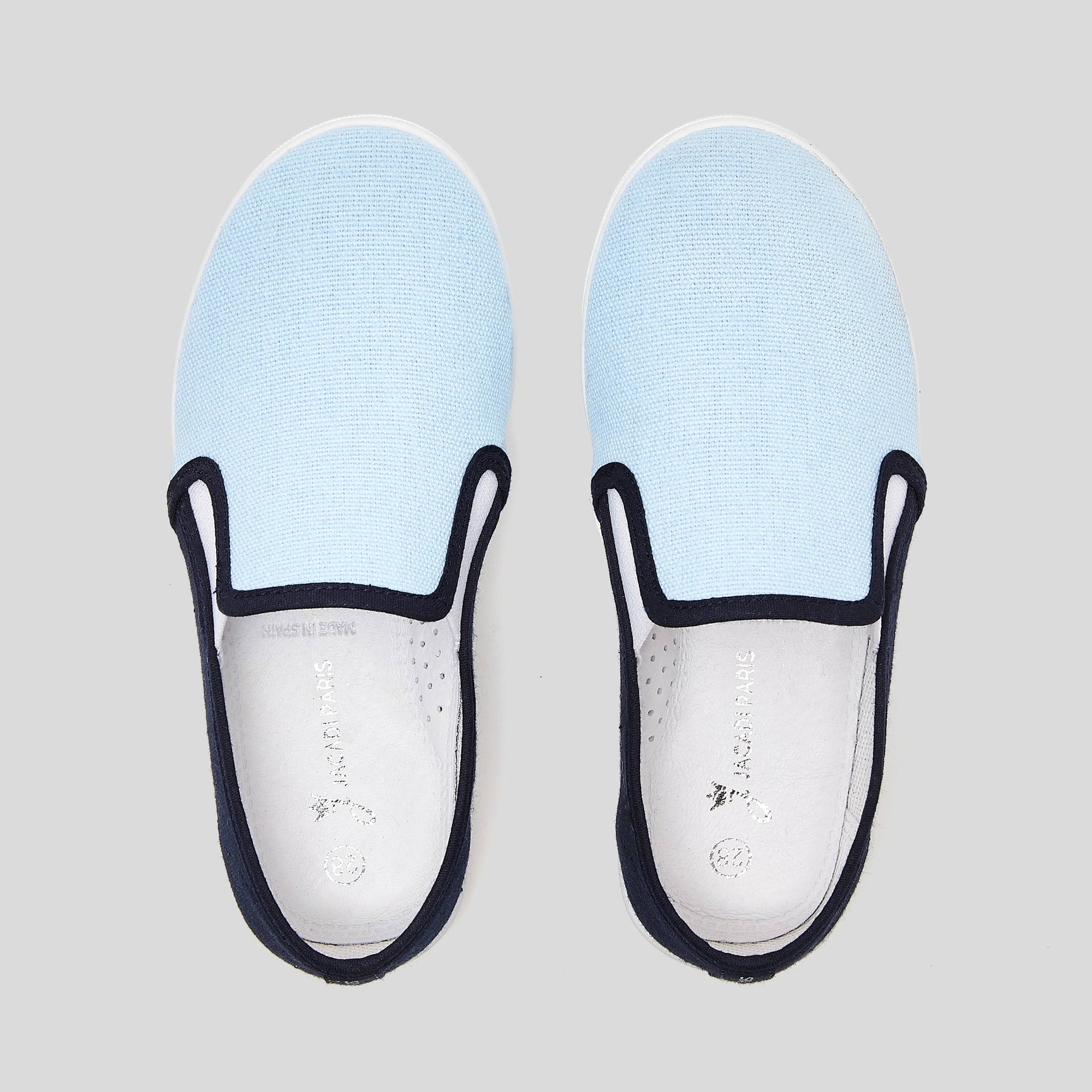 20 QTY / CIEL/MARINE CHAUSSURES TOILE DEFI