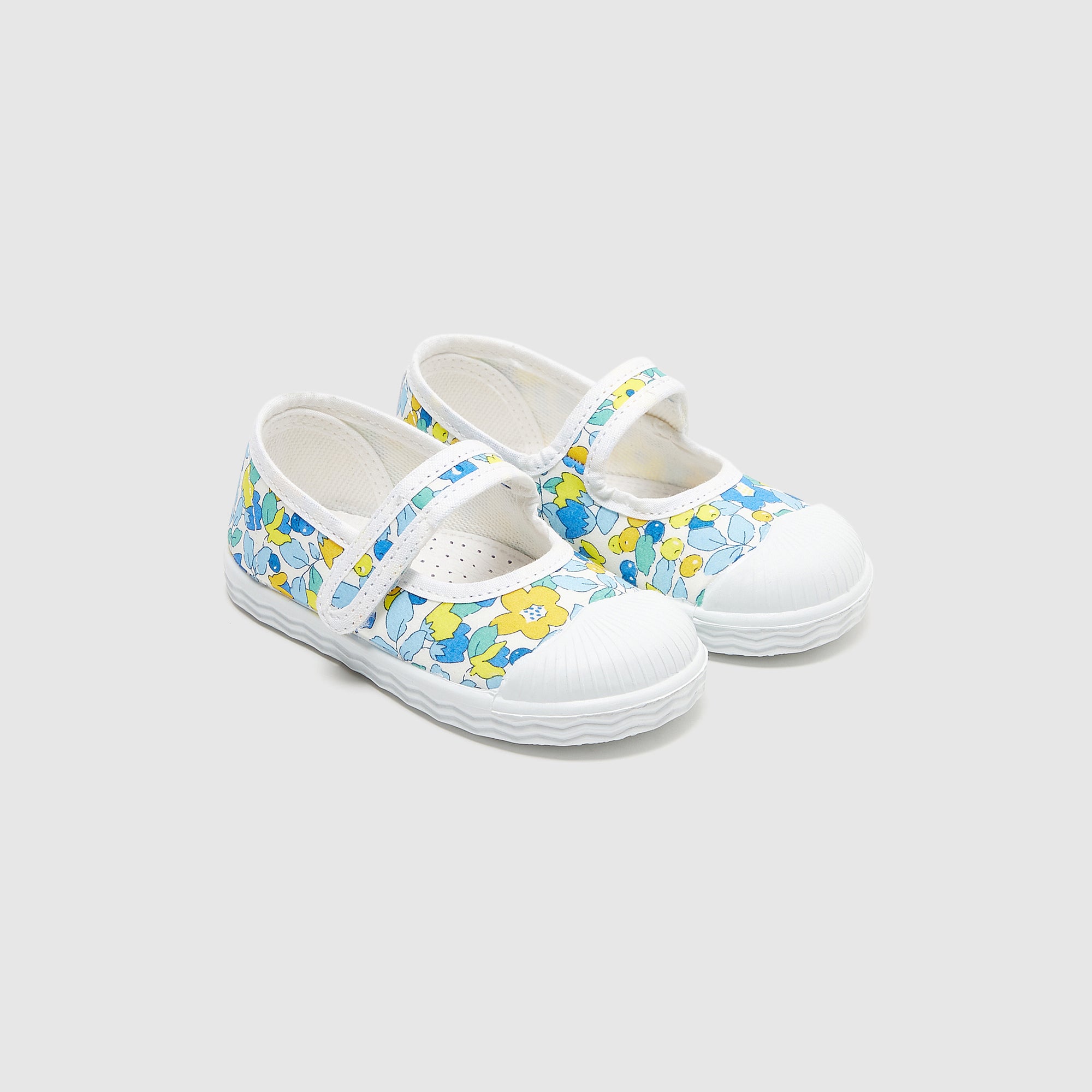 69 QTY / BLEU/MULTICO CHAUSSURES TOILE PENNY COL