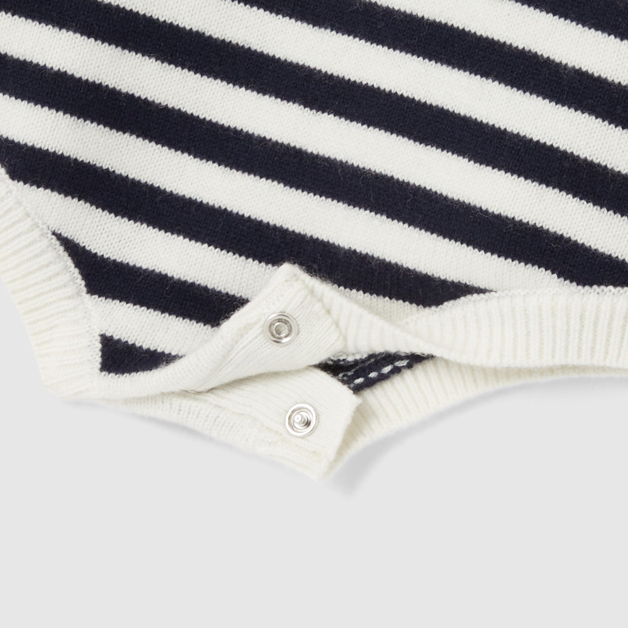 64 QTY / BLANC  PAP COMBINAISON/ BLOOMER MARMITTE