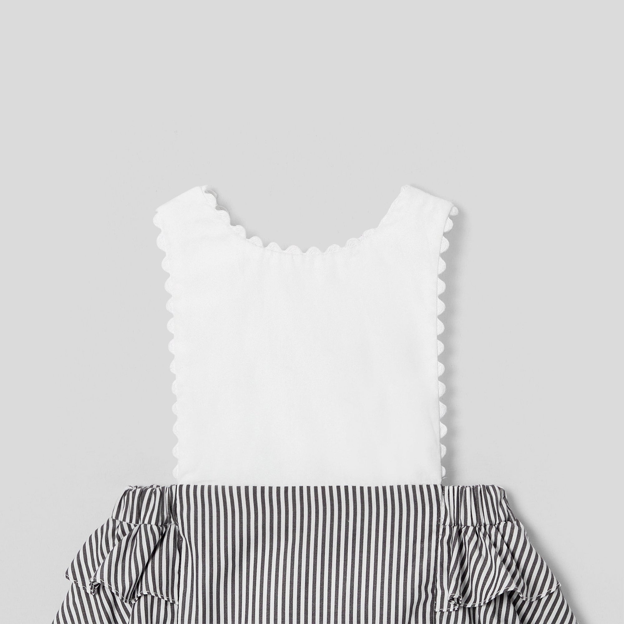 GRIS/BLANC NAME