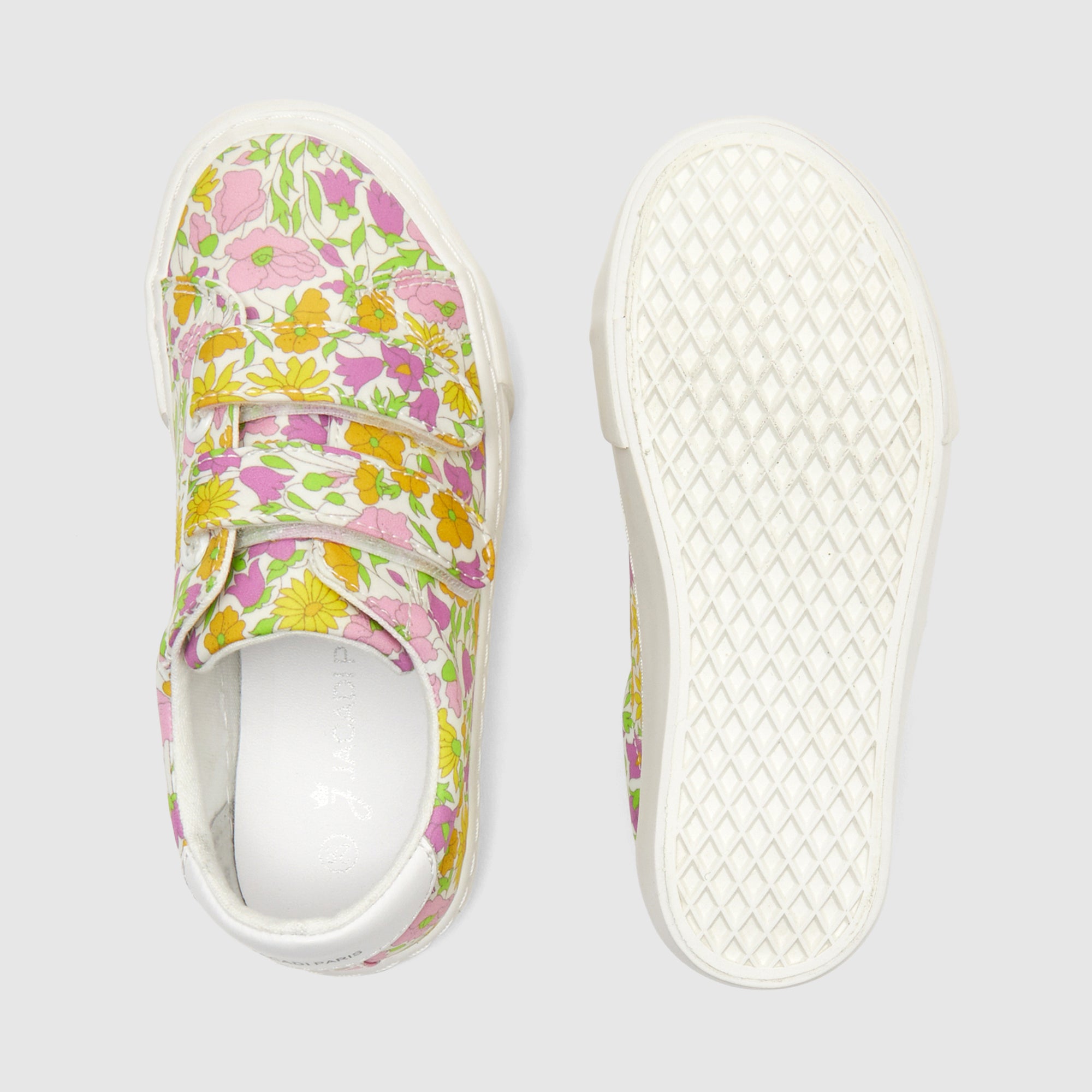 22 QTY / BLANC/MULTICO CHAUSSURES TOILE COMBA