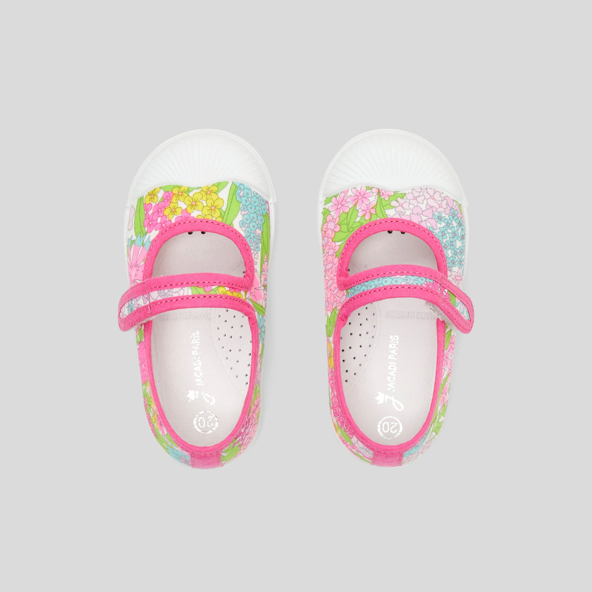 71 QTY / MULTICO CHAUSSURES TOILE PENNY COL