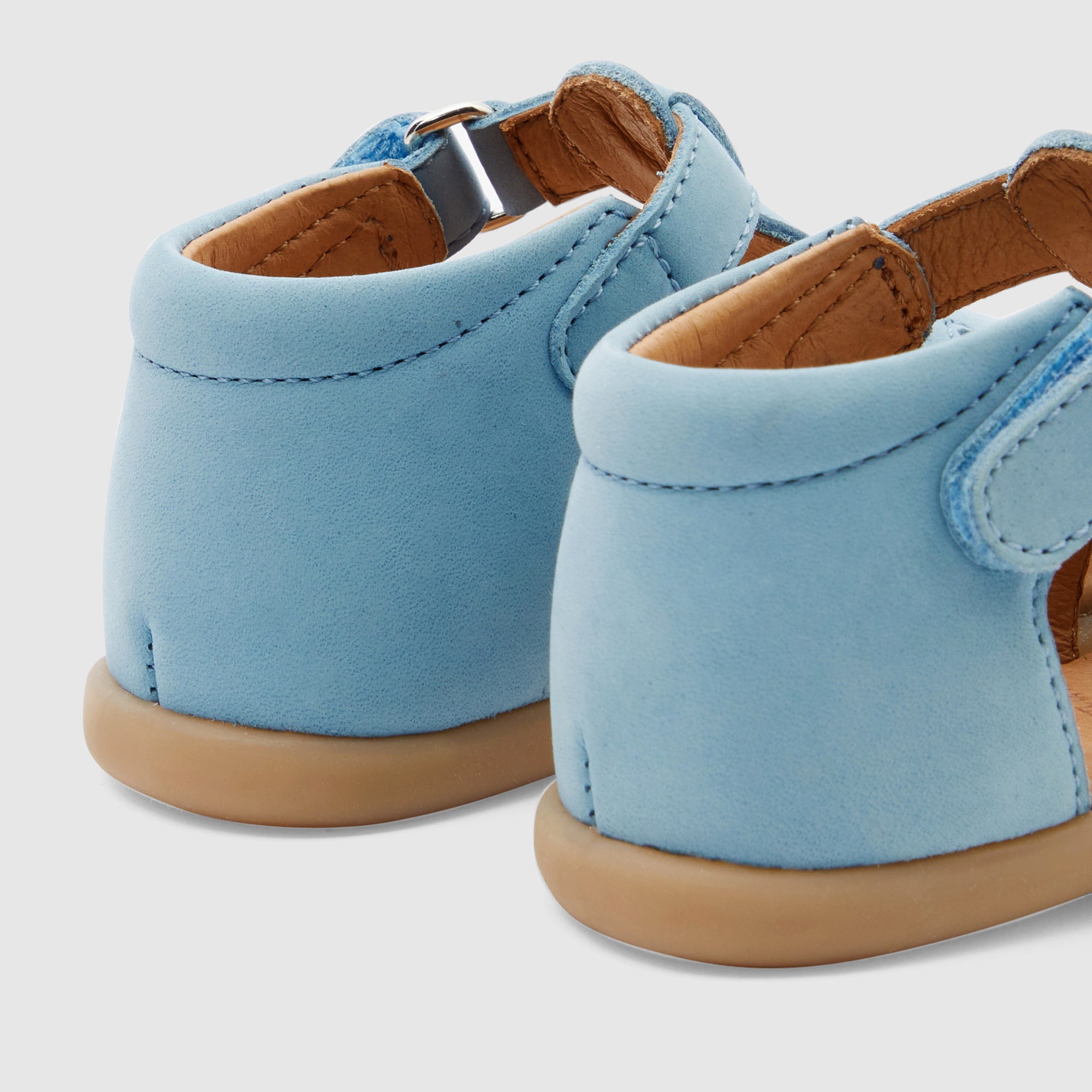 3 QTY / CIEL CHAUSSURES CUIR CARAMEL
