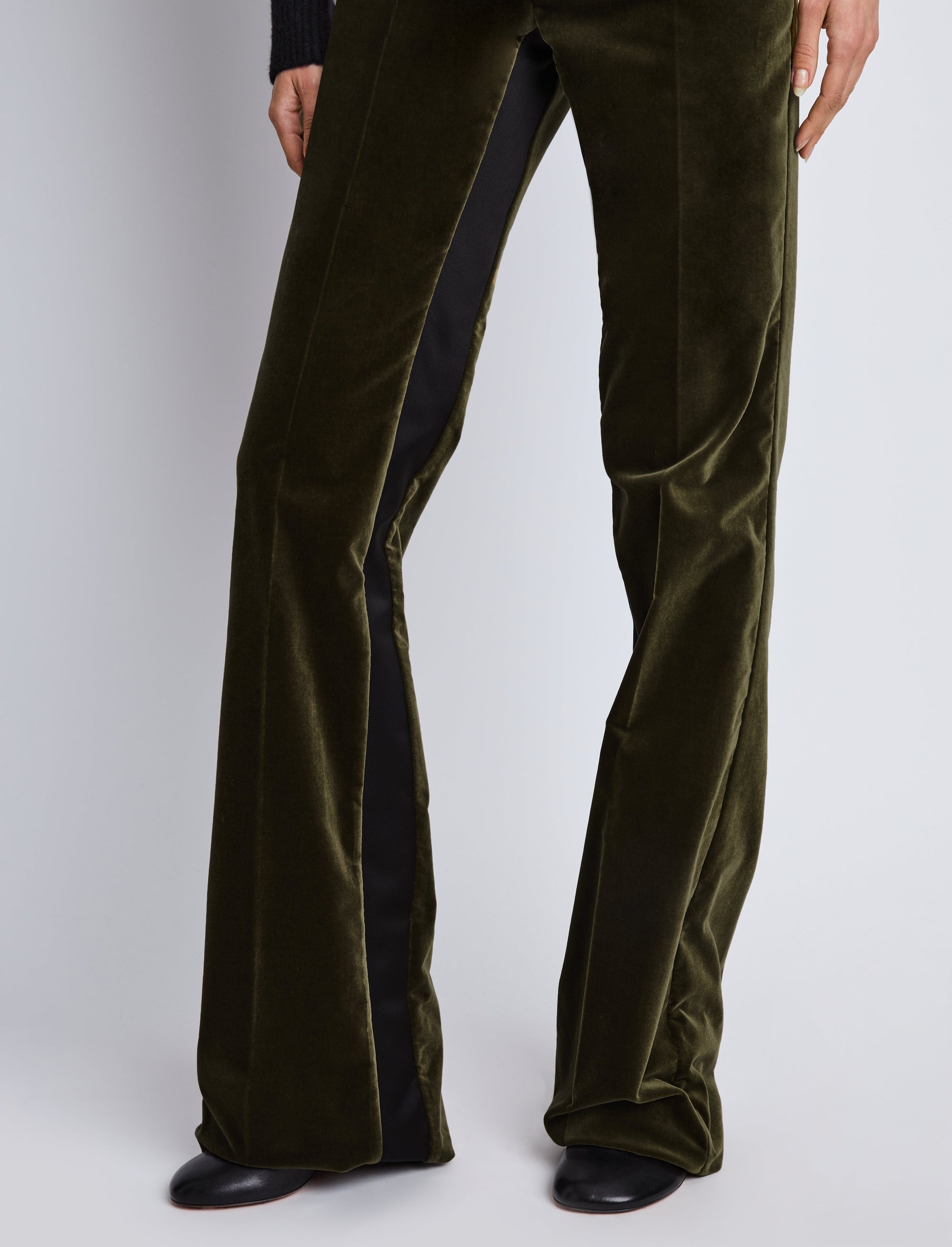 Pantalon Marie en velours - Olive
