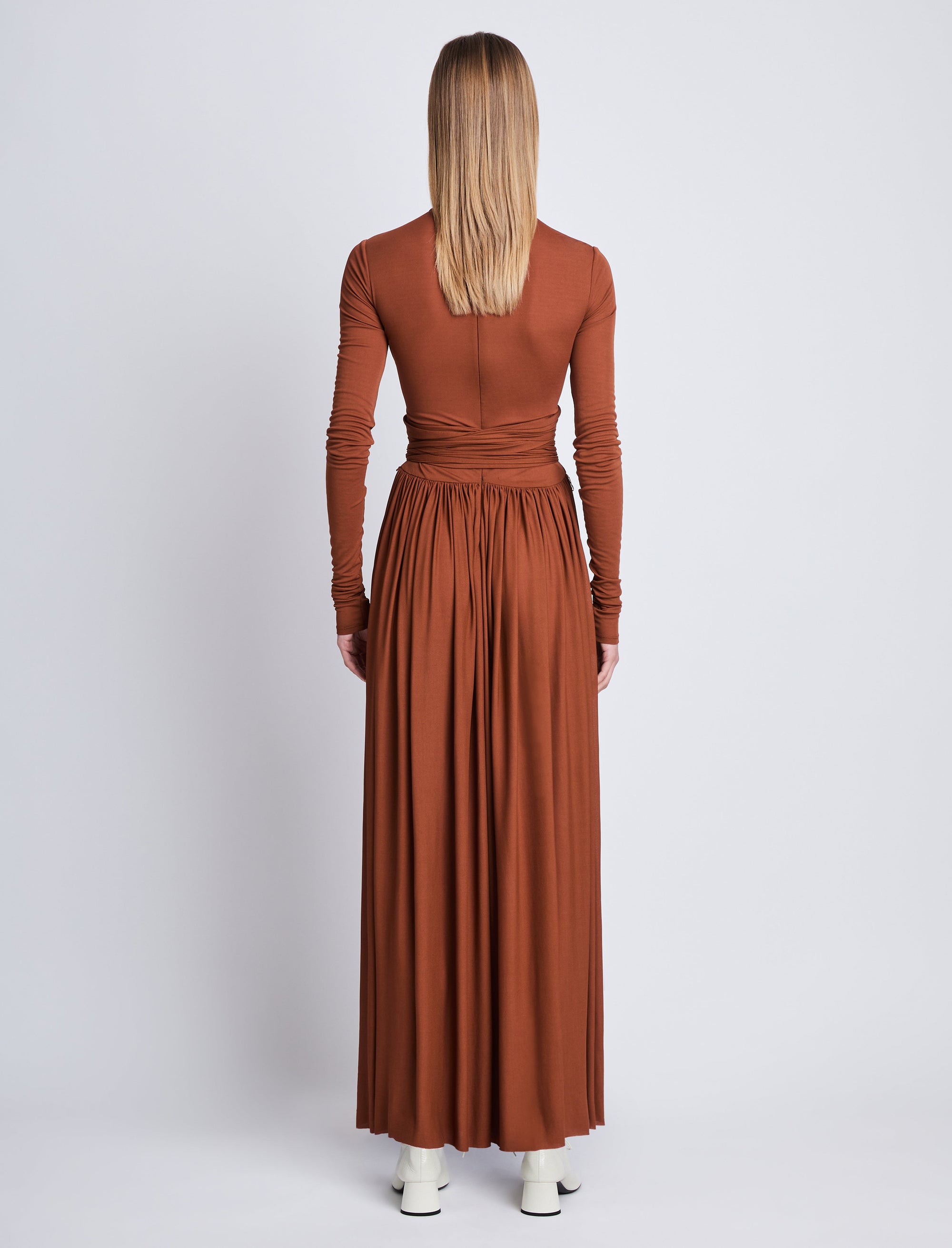 Robe longue Meret nouée à la taille - Tobacco