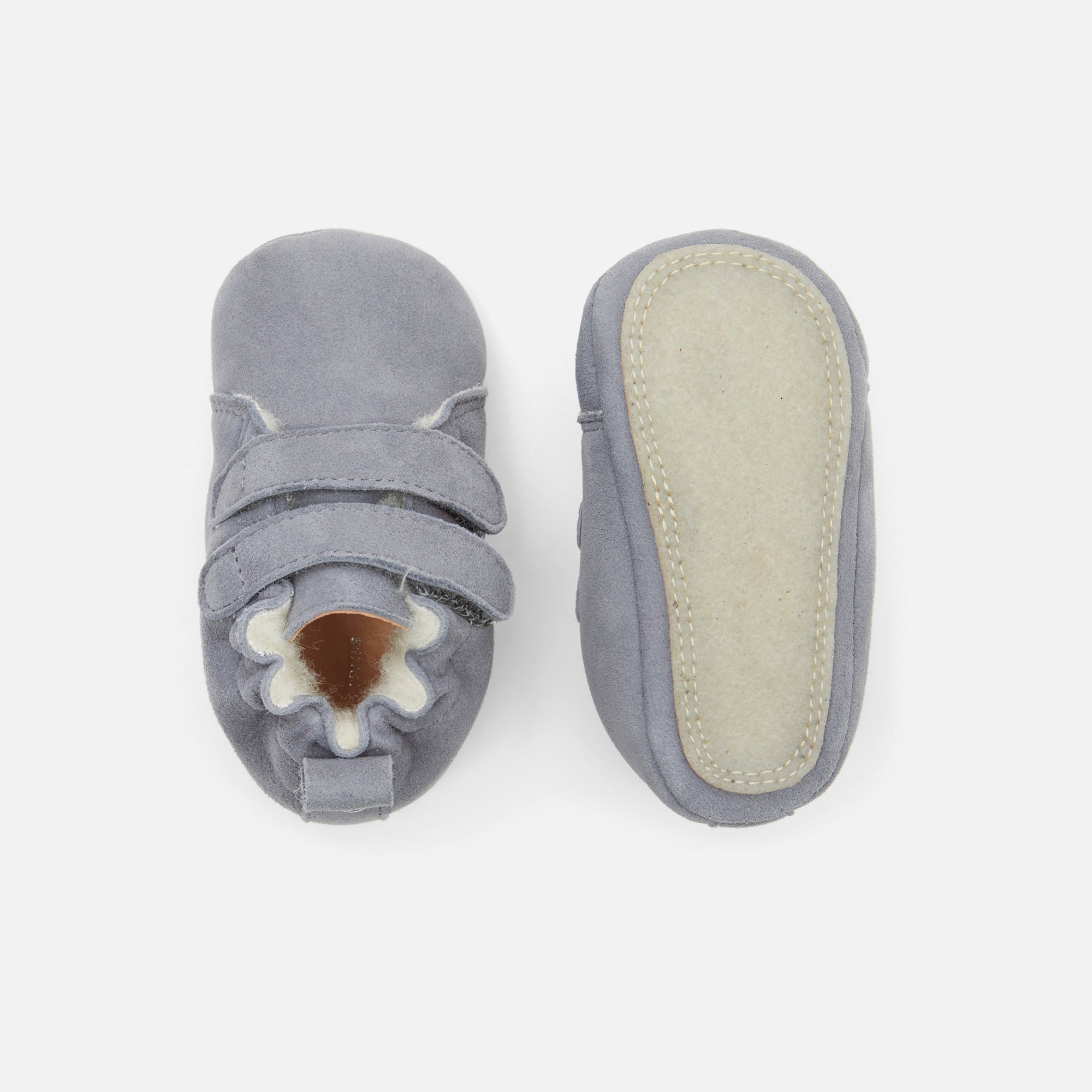 51 QTY / GRIS CLAIR CHAUSSURES TOILE TIC