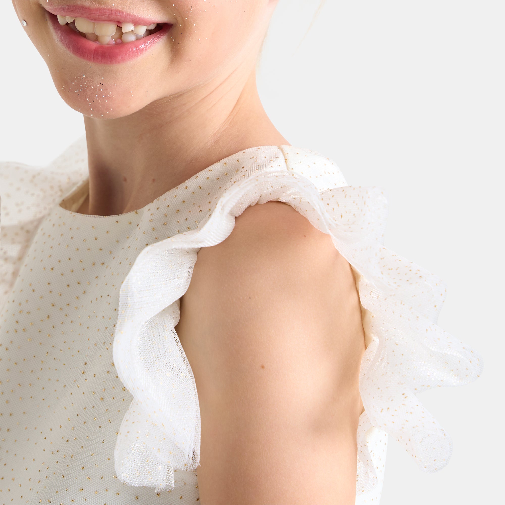 26 QTY / BLANC/OR PUERICULTURE JOUETS DEGUISEMENT BALLERINE