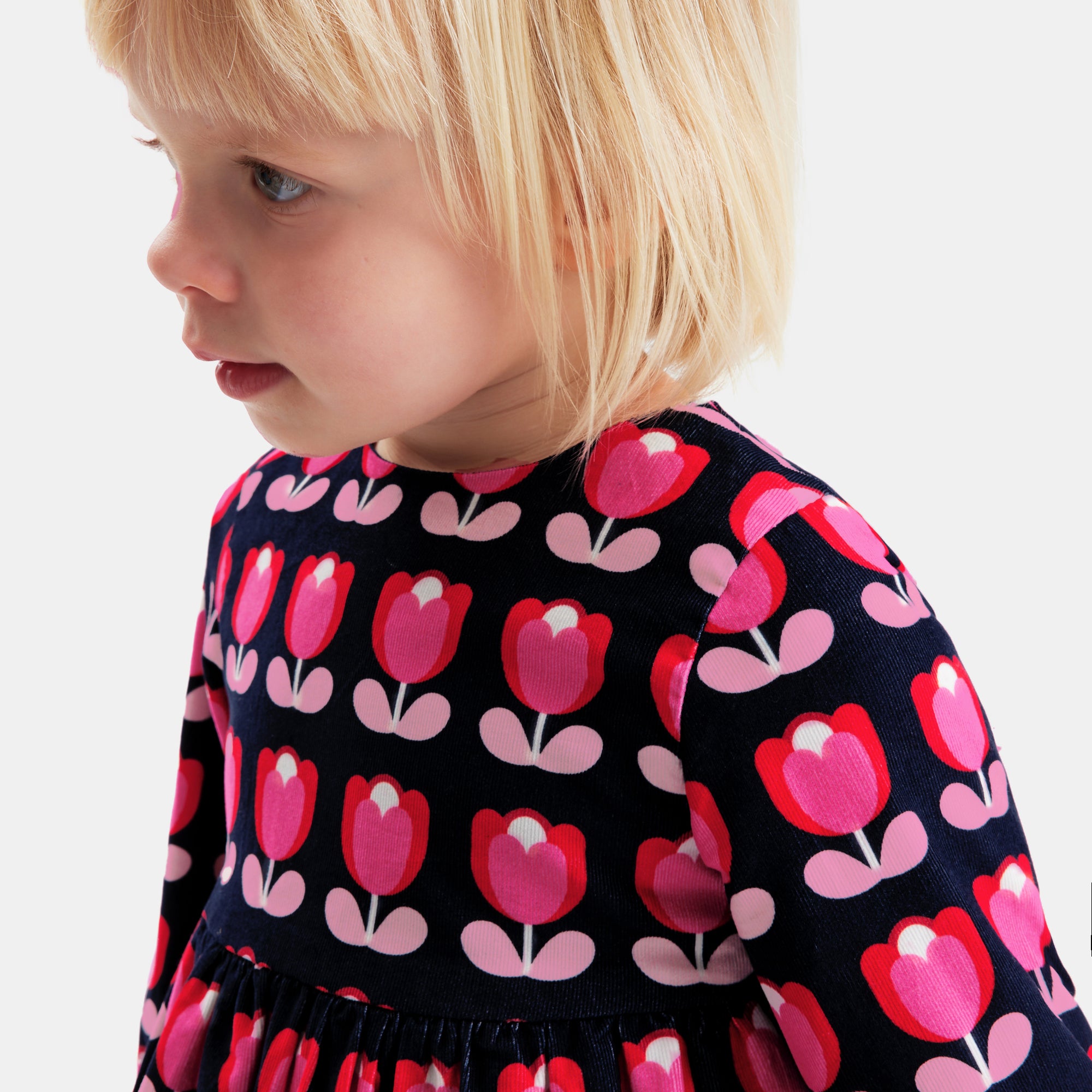 37 QTY / MULTICO PAP ROBE GARANCE