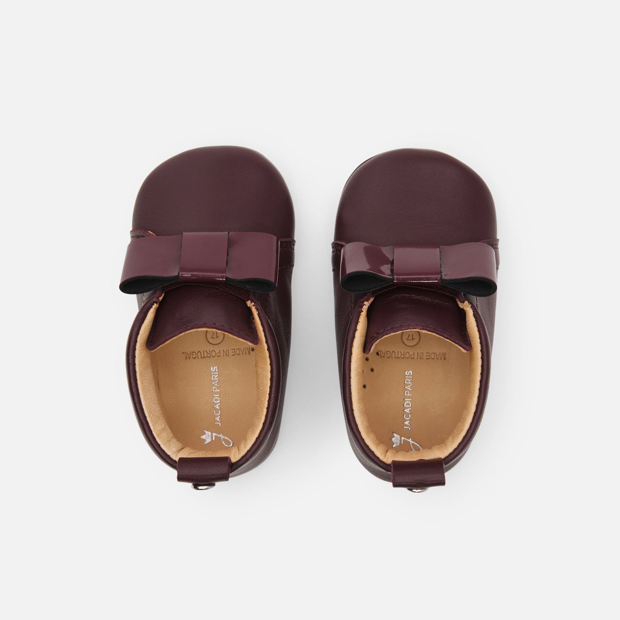 37 QTY / BORDEAUX CHAUSSURES CUIR DAPHNE