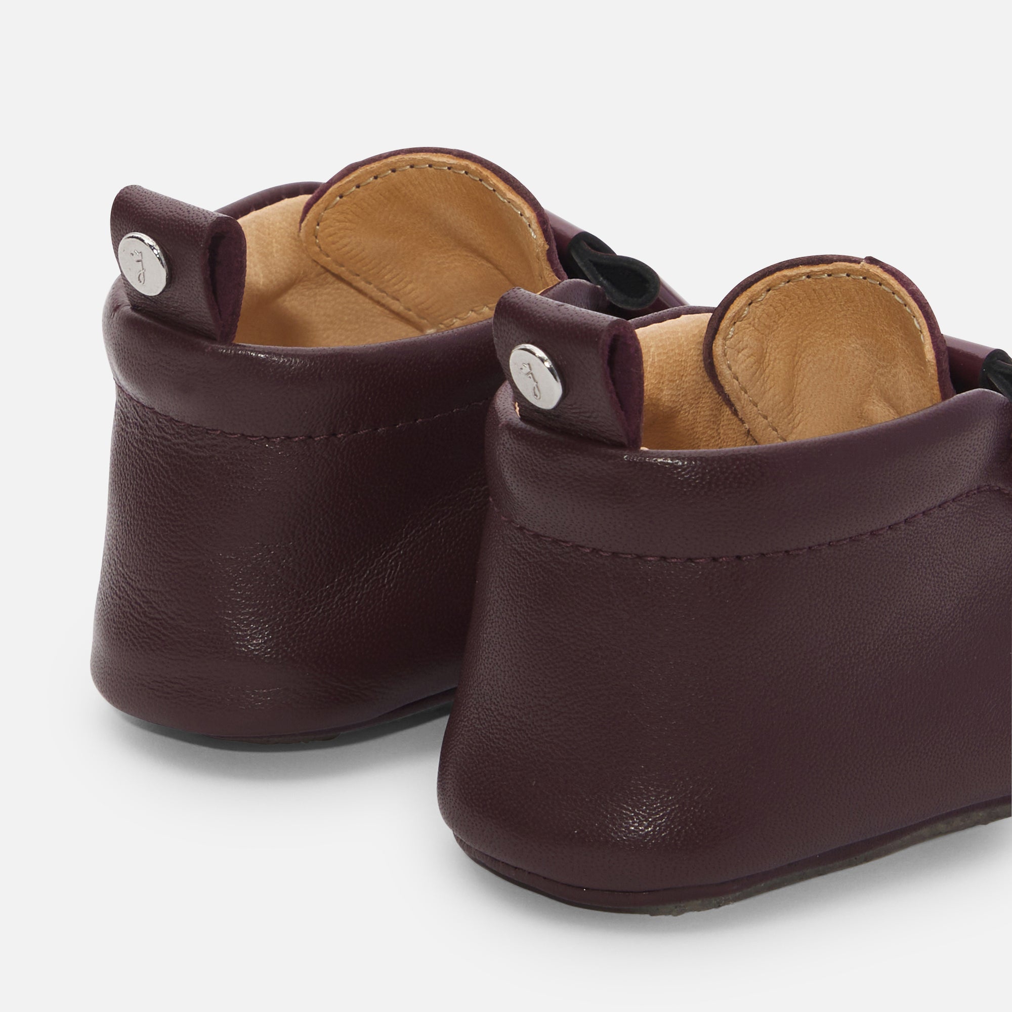 37 QTY / BORDEAUX CHAUSSURES CUIR DAPHNE