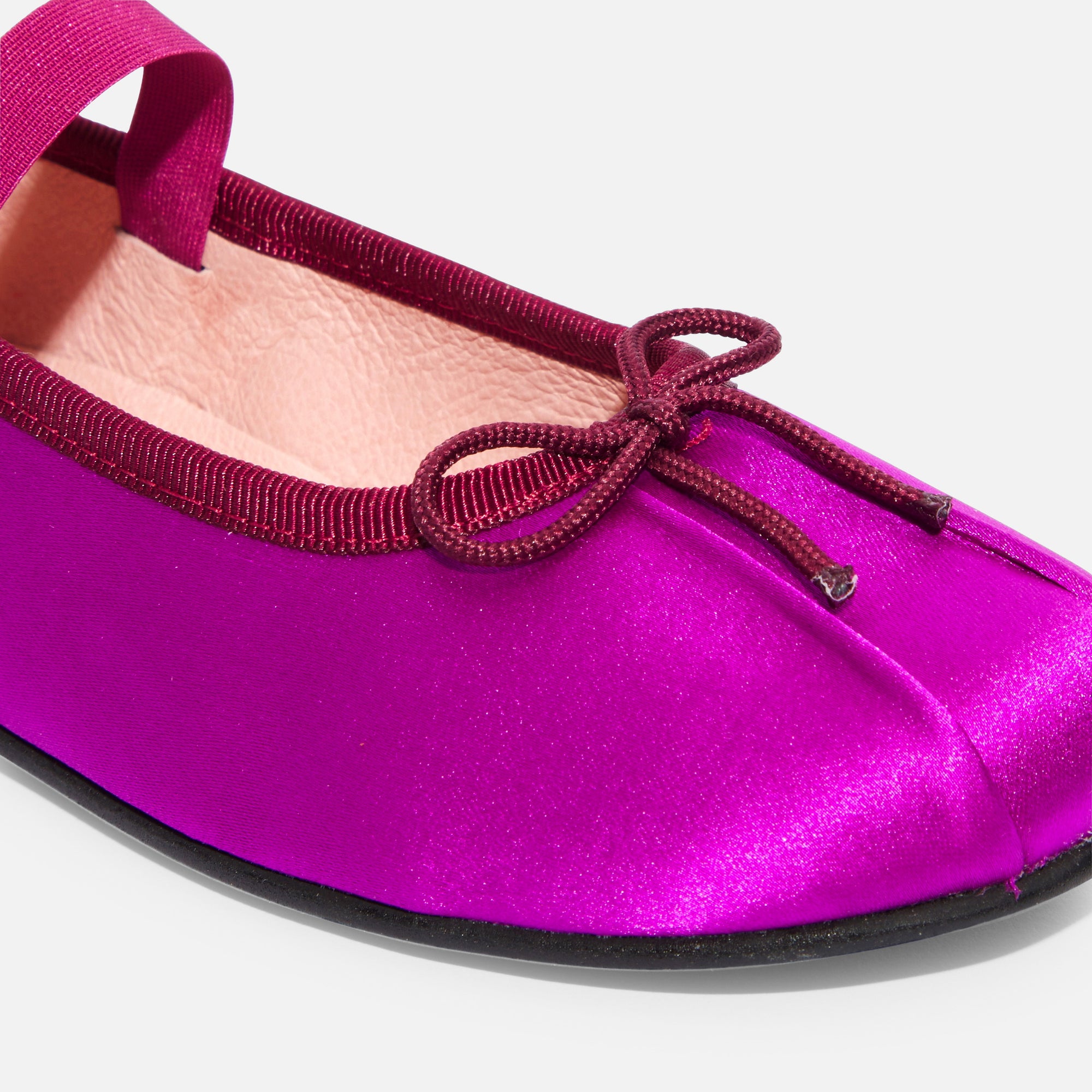 2 QTY / FUSCHIA CHAUSSURES CUIR DANSEUSE