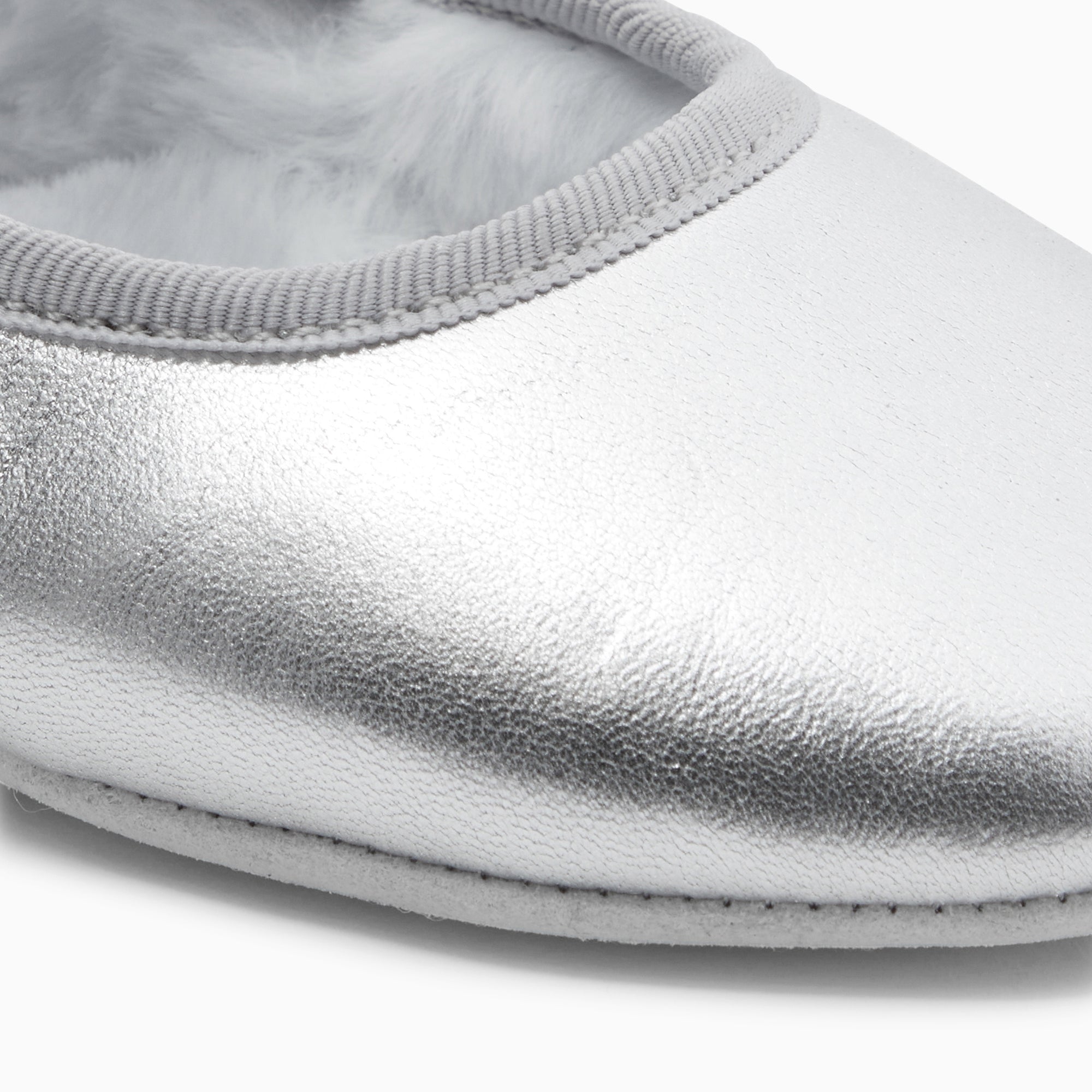 81 QTY / ARGENT CHAUSSURES TOILE BERTILLE COL