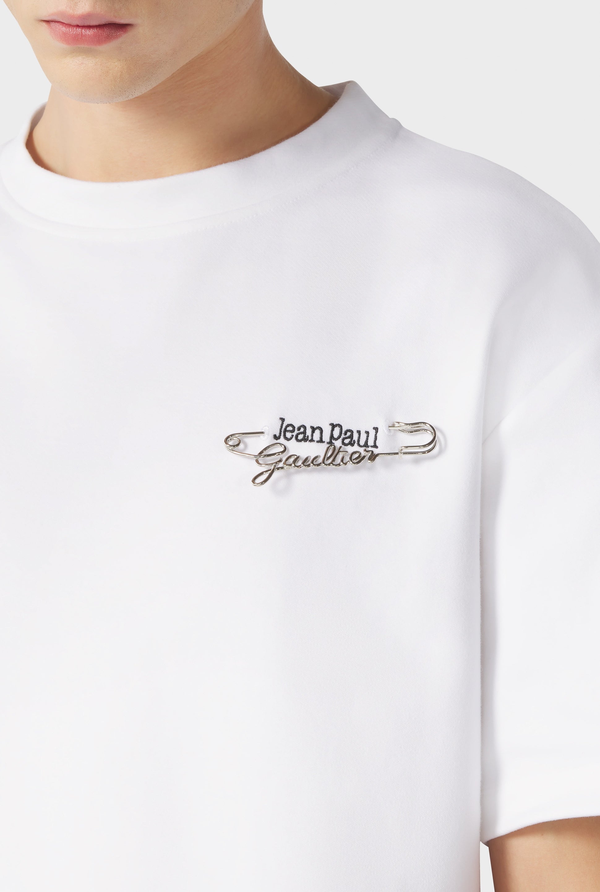 Les Punks unisex t-shirt with pin - White & Black