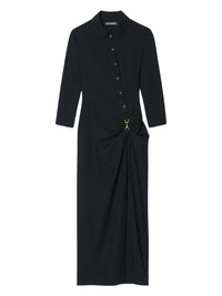 BLACK LA ROBE JOCOU